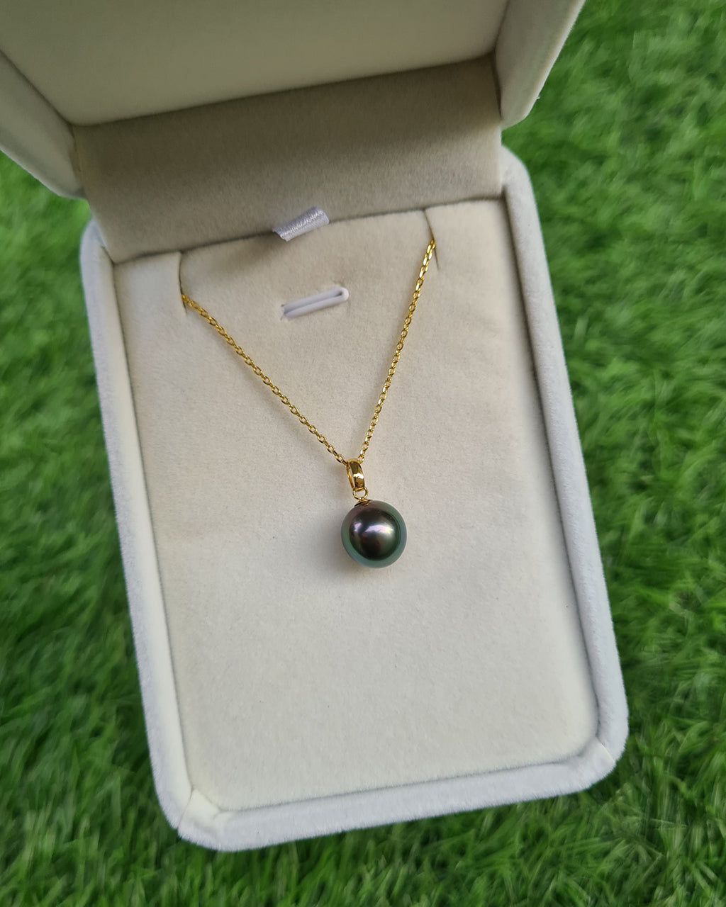 Tahitian Pearl Pendant Necklace - 18k Gold Pearl Pendant