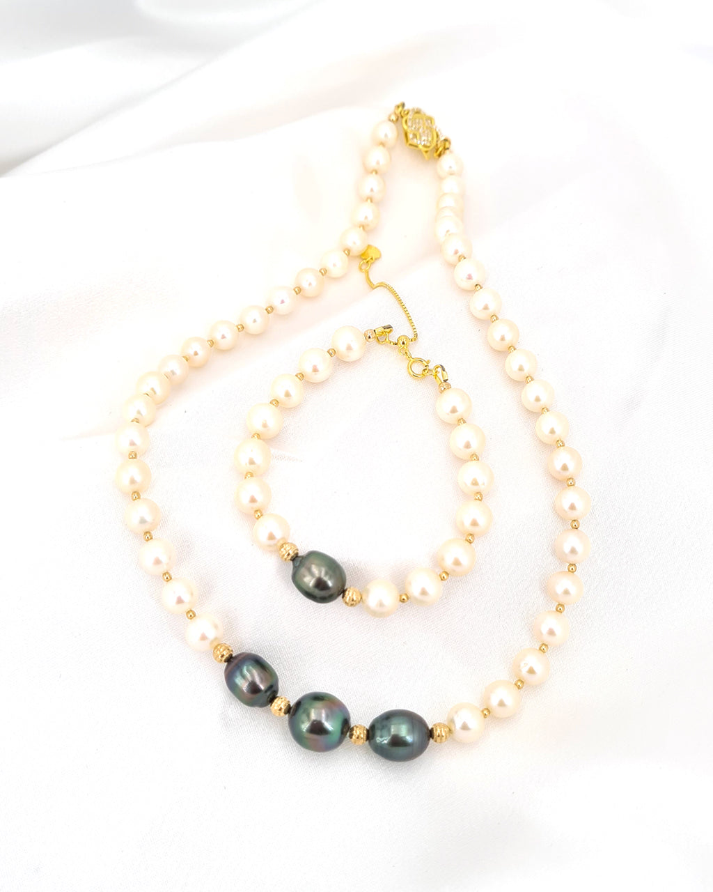Peacock Green Tahitian Pearl Strand Necklace | Classy Pearl Jewelry