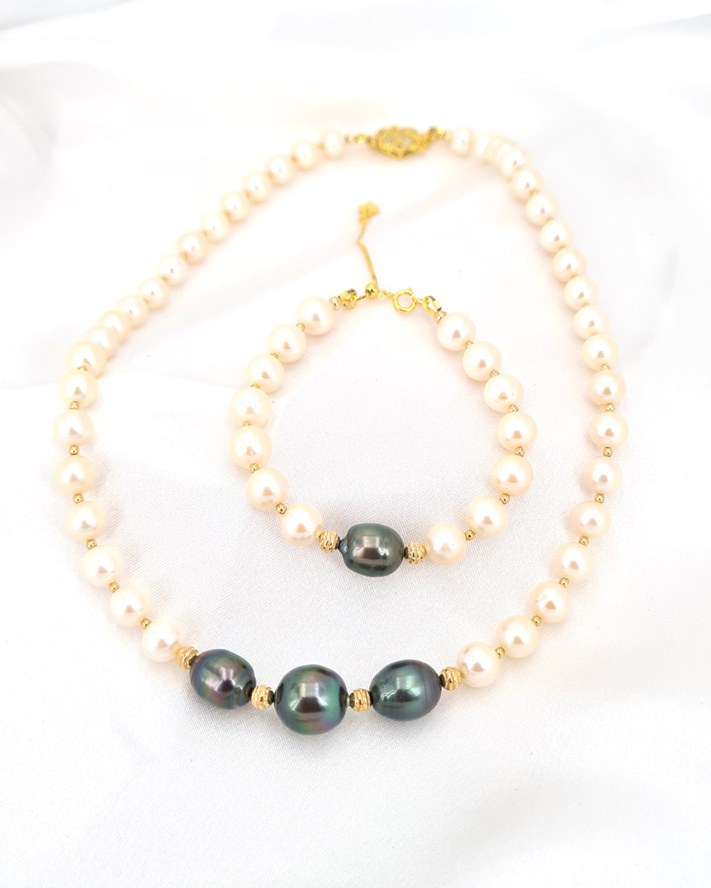 Peacock Green Tahitian Pearl Strand Necklace | Classy Pearl Jewelry