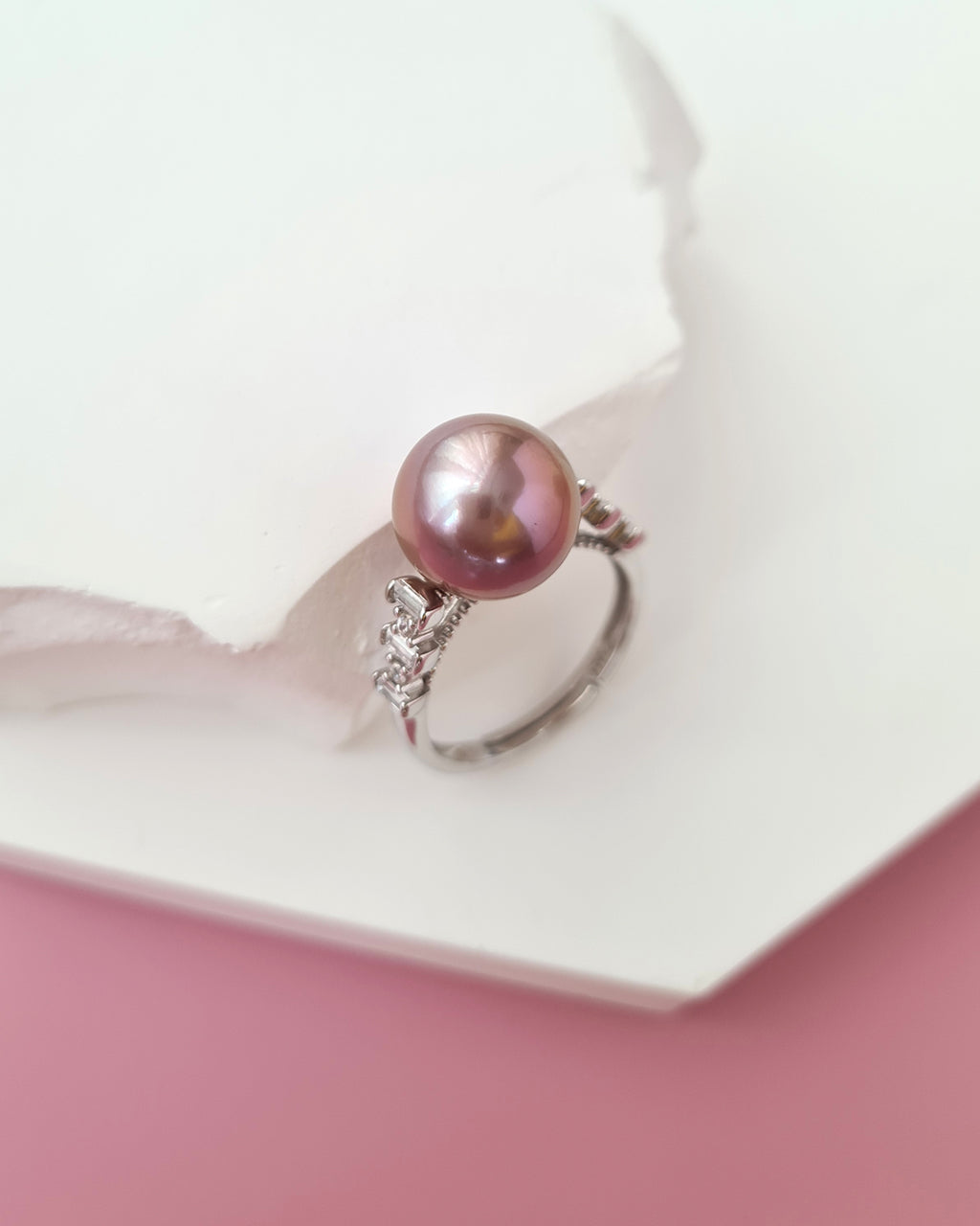Purple Edison Pearl Ring, Modern Pearl Jewelry in Singapore