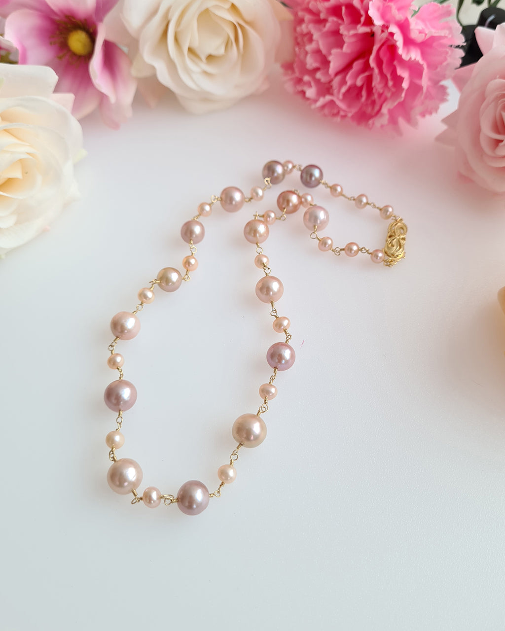 Pink Lavender Pearl Hand-beaded Gold Necklace