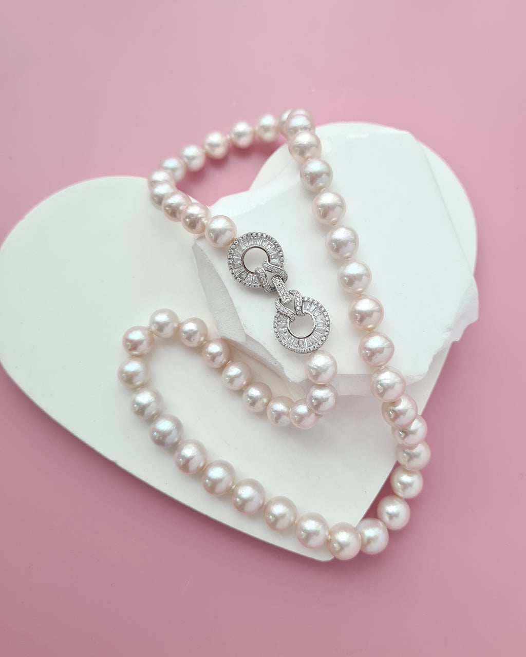 Pinkish White Pearl Strand Necklace - Classic Knotted Pearl Jewelry in Singapore