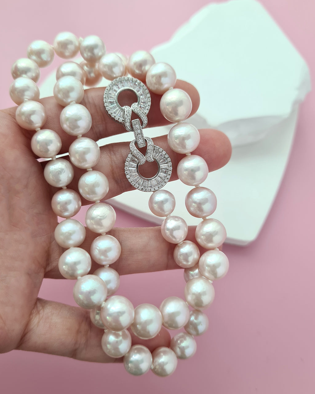 Pinkish White Pearl Strand Necklace - Classic Knotted Pearl Jewelry in Singapore