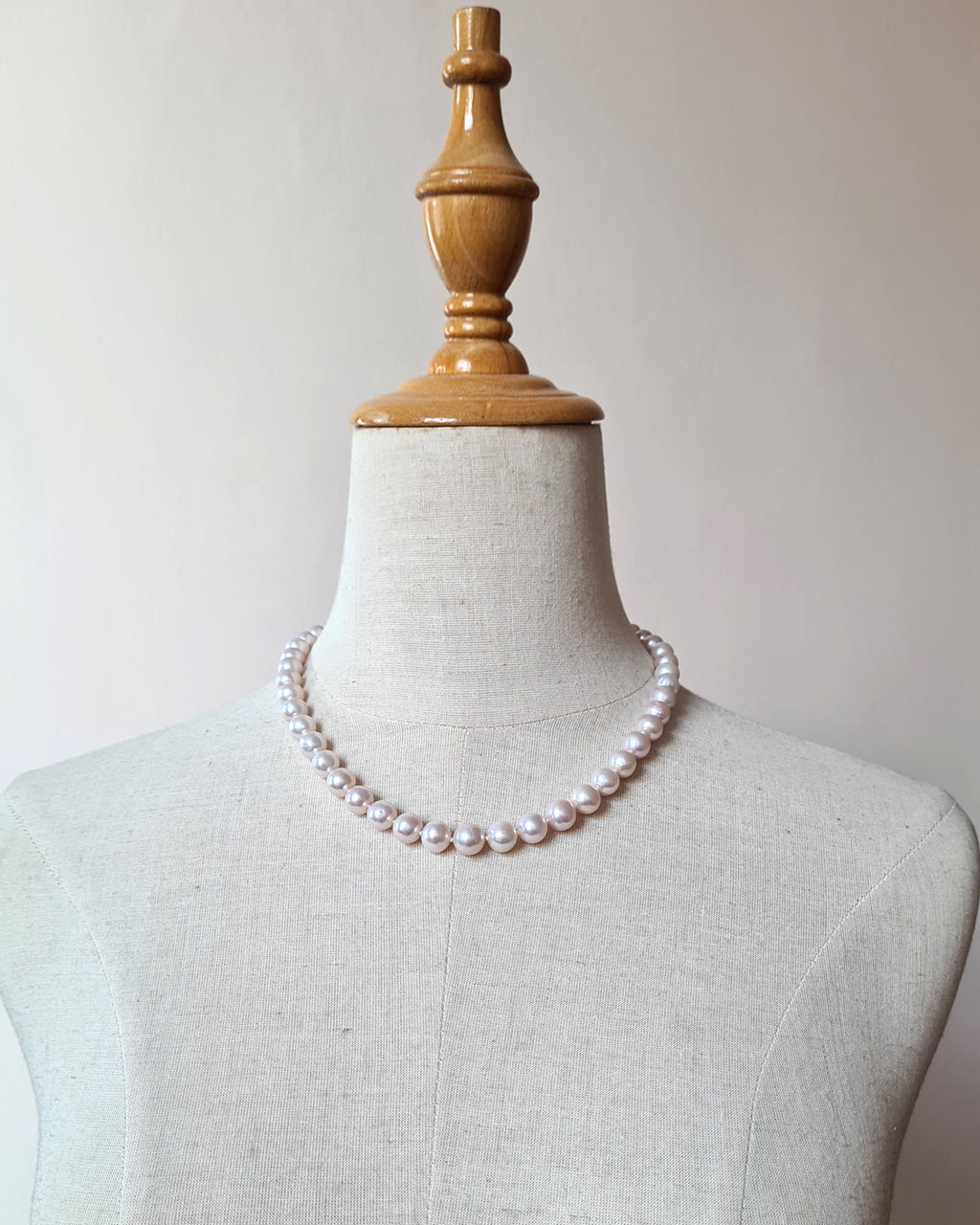 Pinkish White Pearl Strand Necklace - Classic Knotted Pearl Jewelry in Singapore