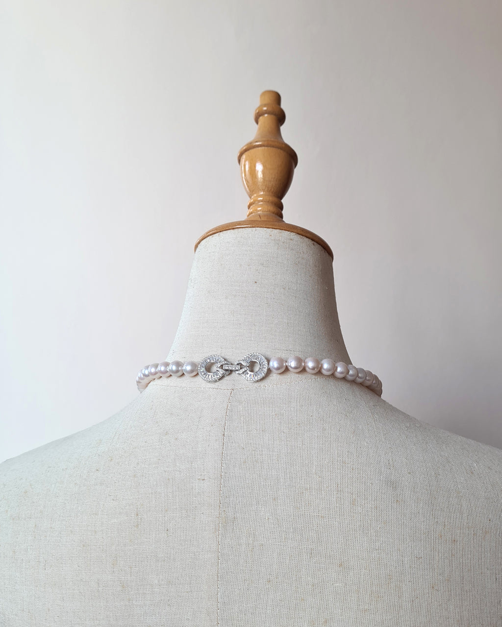 Pinkish White Pearl Strand Necklace - Classic Knotted Pearl Jewelry in Singapore