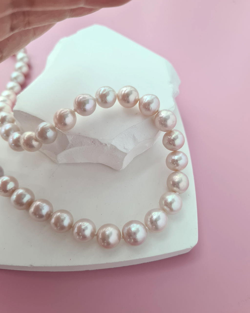 Pinkish White Pearl Strand Necklace - Classic Knotted Pearl Jewelry in Singapore