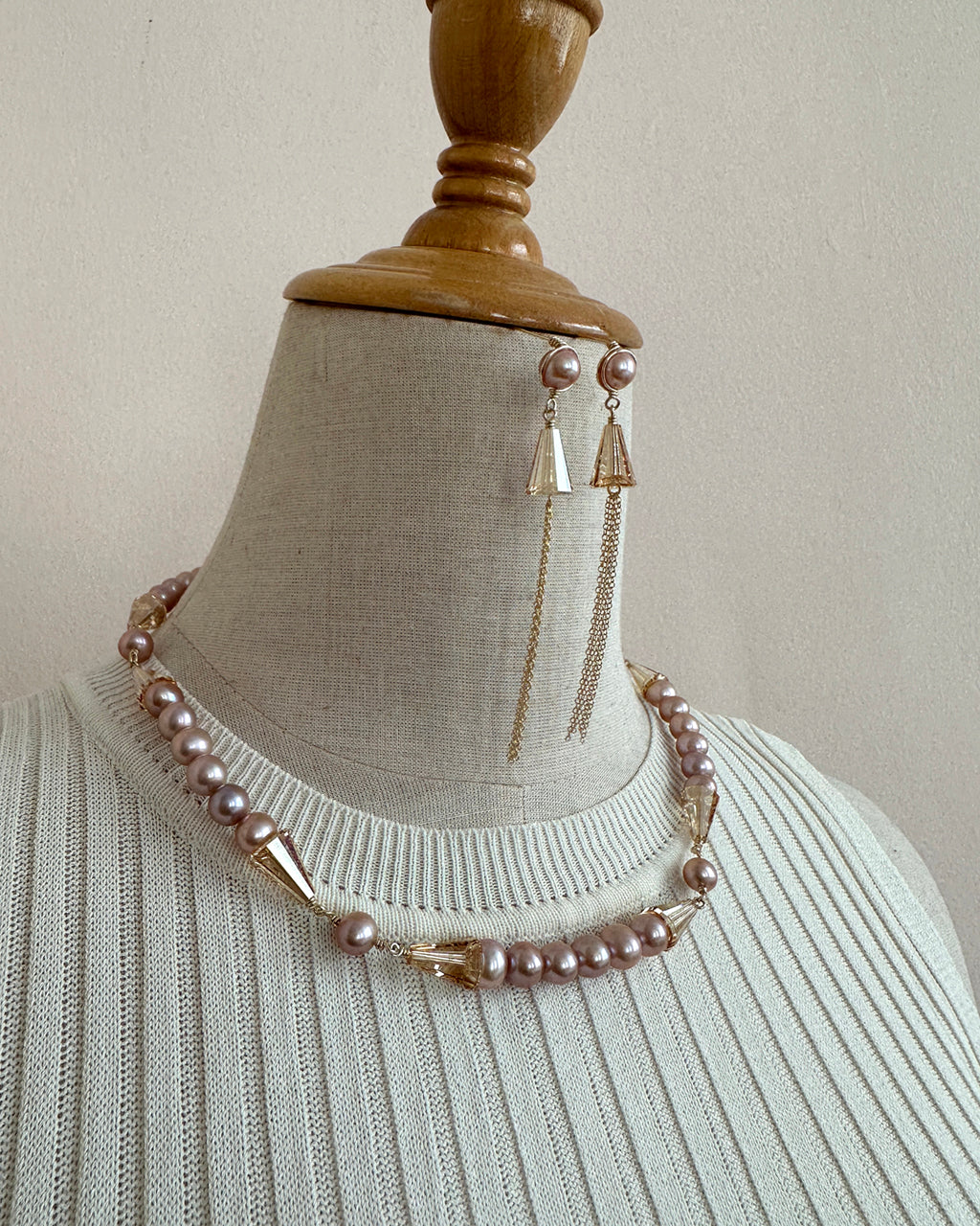 Modern Edgy Purple Freshwater Pearl Choker Necklace | Pearl Jewelry