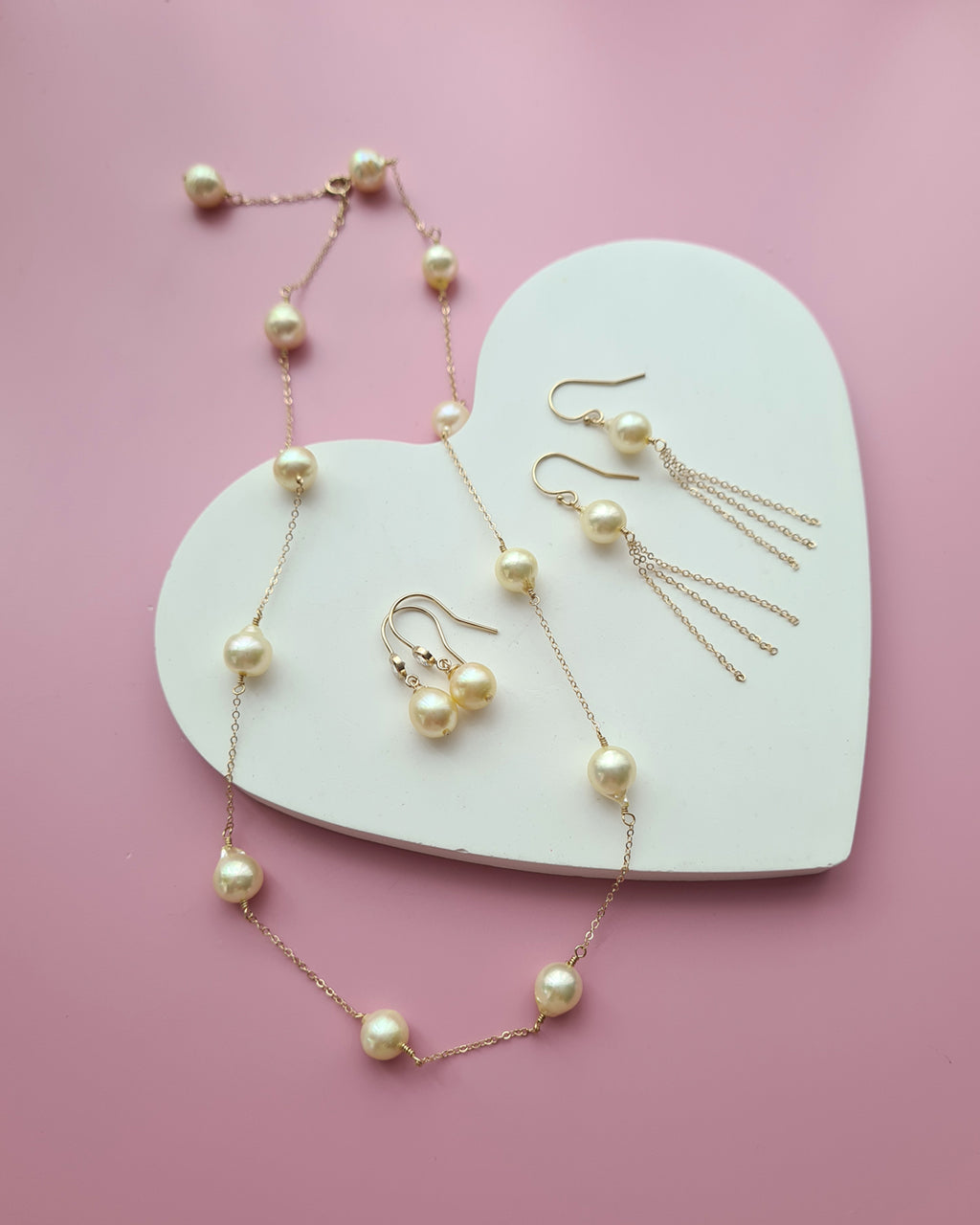 Queen Gold Akoya Pearl Floating Station Necklace - 8mm to 9mm in 14k Gold Filled Pearl Jewelry in Singapore