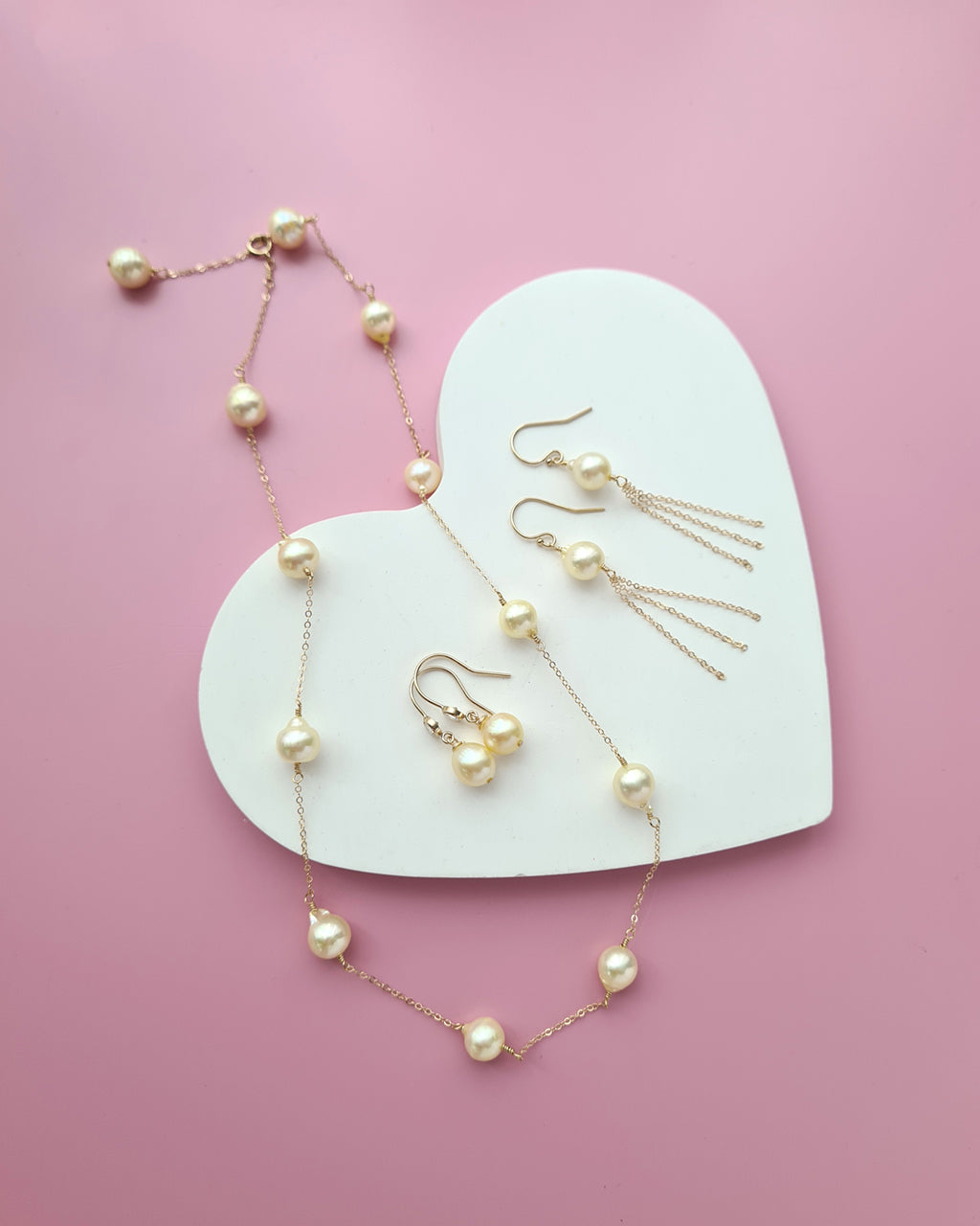 Queen Gold Akoya Pearl Floating Station Necklace - 8mm to 9mm in 14k Gold Filled Pearl Jewelry in Singapore