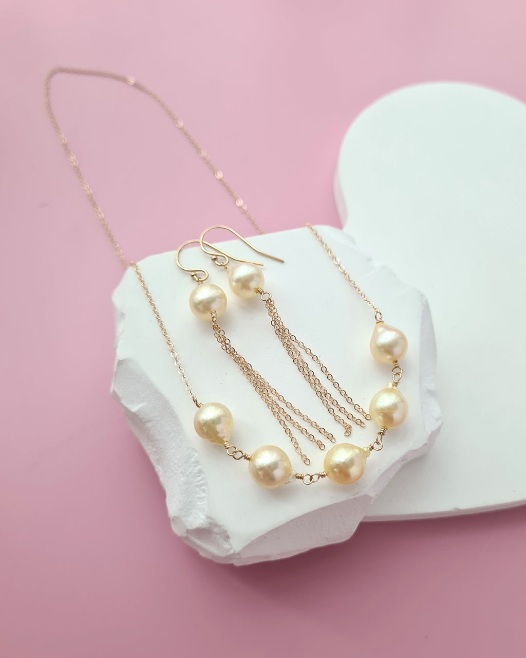 Queen Gold Akoya Pearl Necklace - 5 pearls, 8mm in 14k Gold Filled pearl jewelry in Singapore