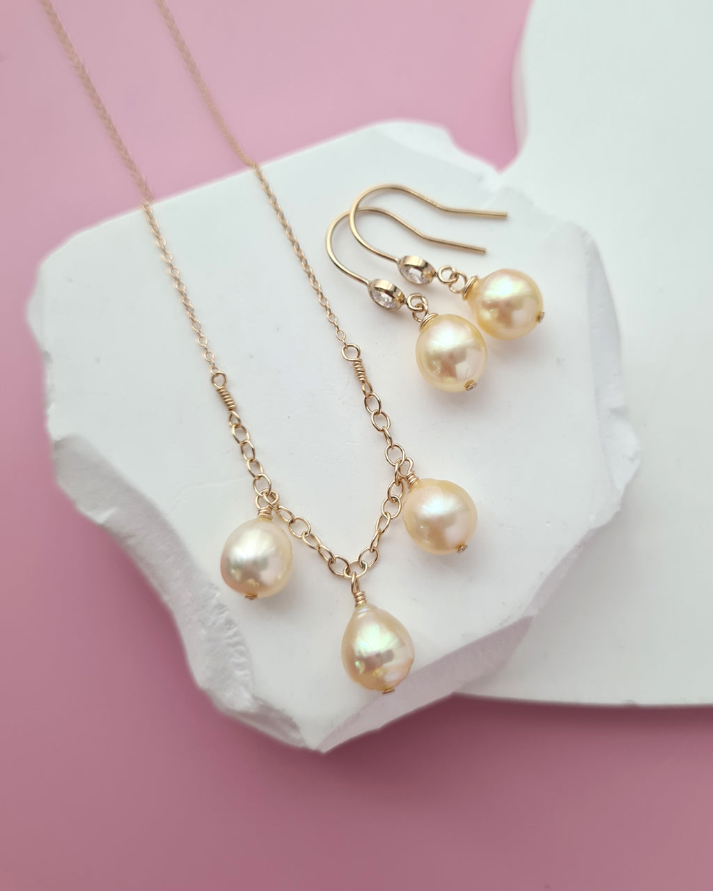 Queen Gold Akoya Pearl Trio Necklace - 8mm in 14k Gold Filled Akoya Pearl Jewelry in Singapore