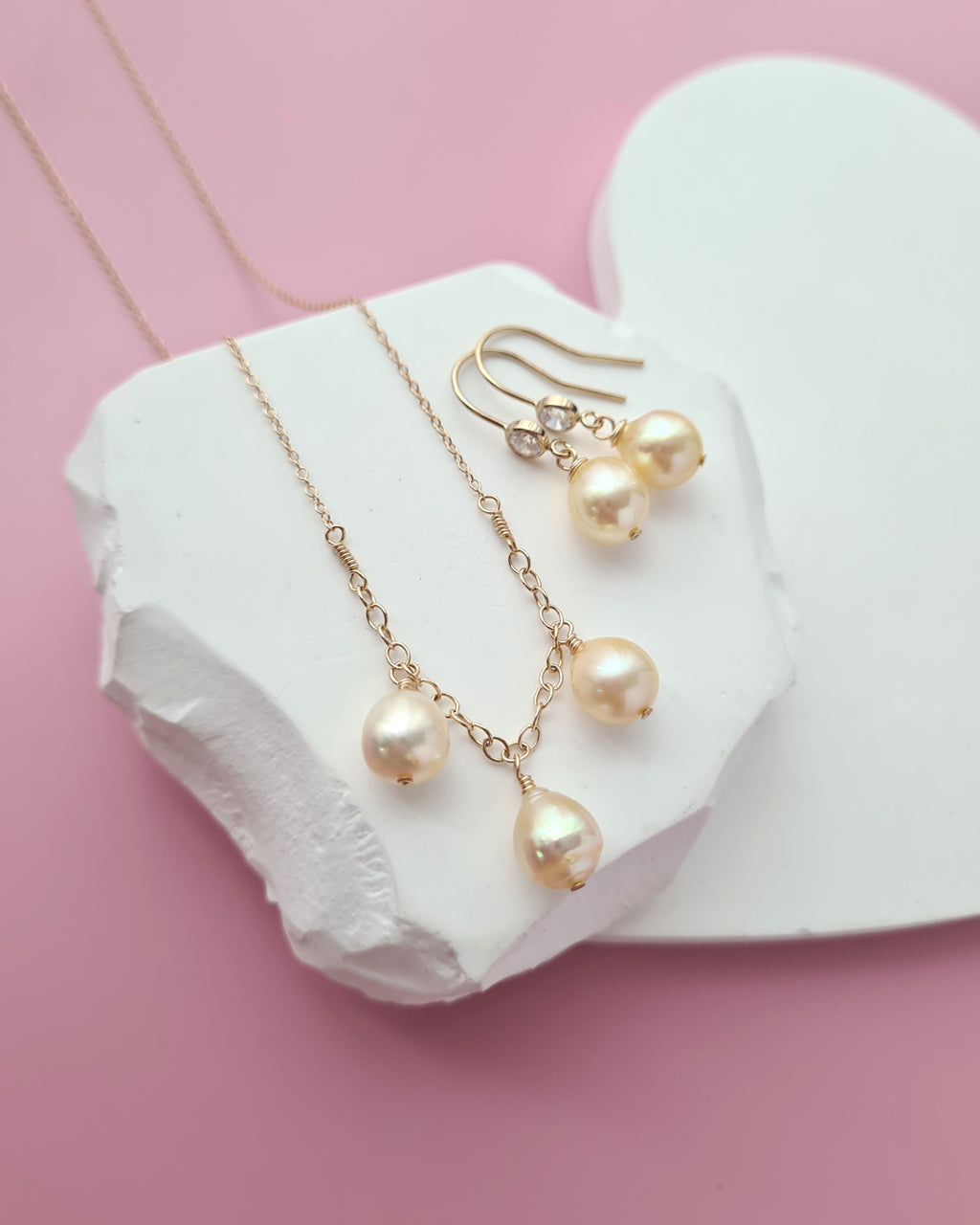 Queen Gold Akoya Pearl Trio Necklace - 8mm in 14k Gold Filled Akoya Pearl Jewelry in Singapore