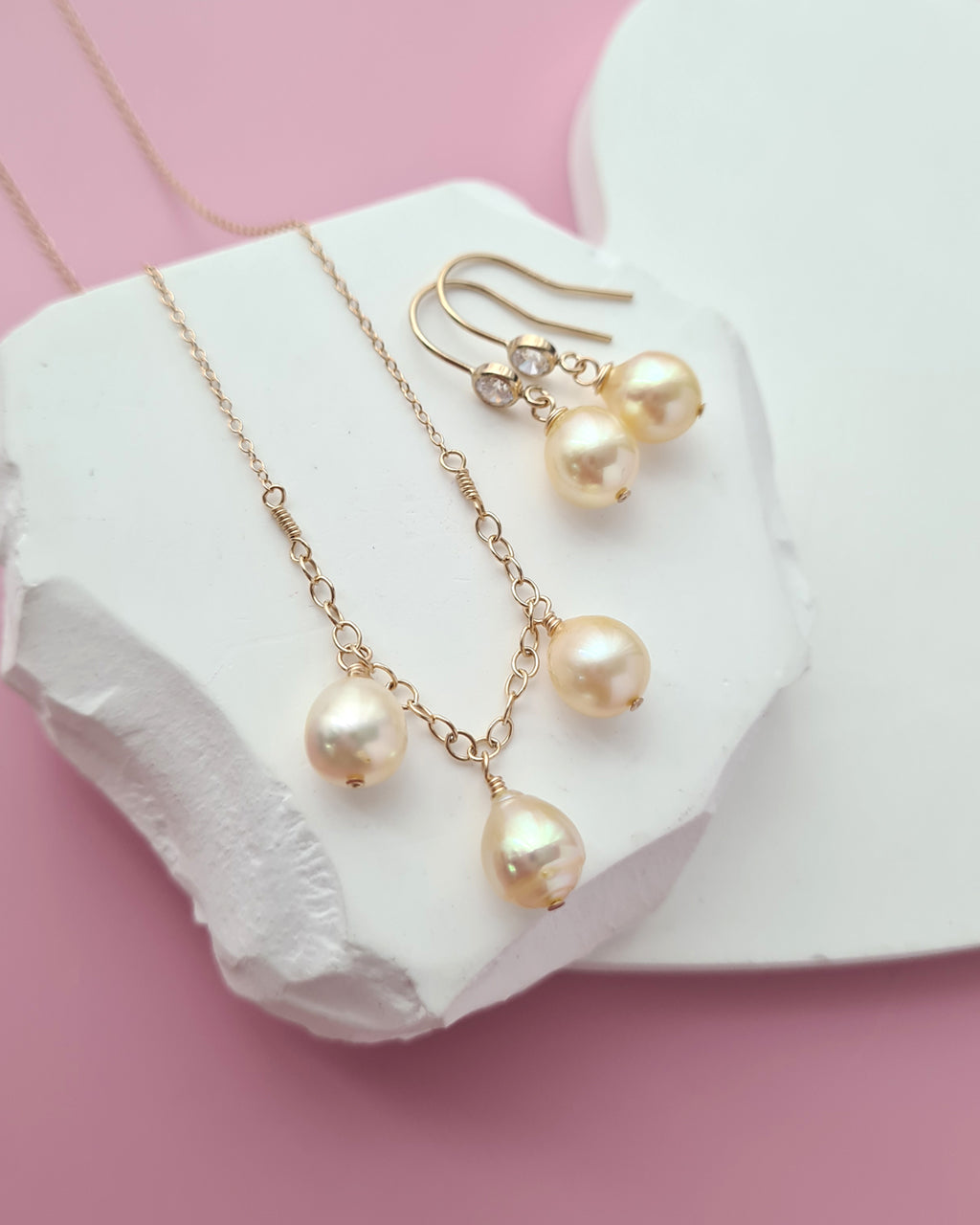 Queen Gold Akoya Pearl Trio Necklace - 8mm in 14k Gold Filled Akoya Pearl Jewelry in Singapore