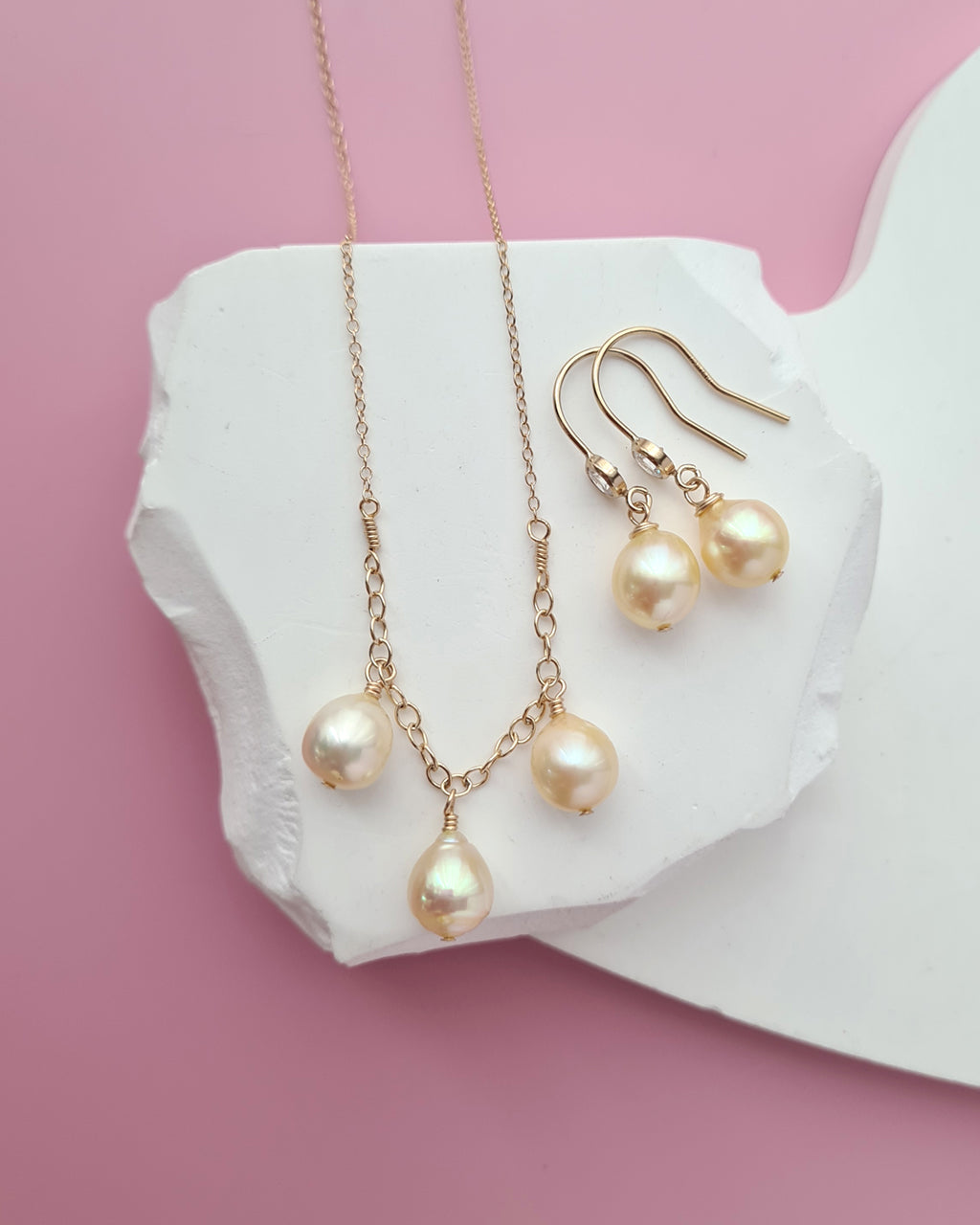 Queen Gold Akoya Pearl Trio Necklace - 8mm in 14k Gold Filled Akoya Pearl Jewelry in Singapore