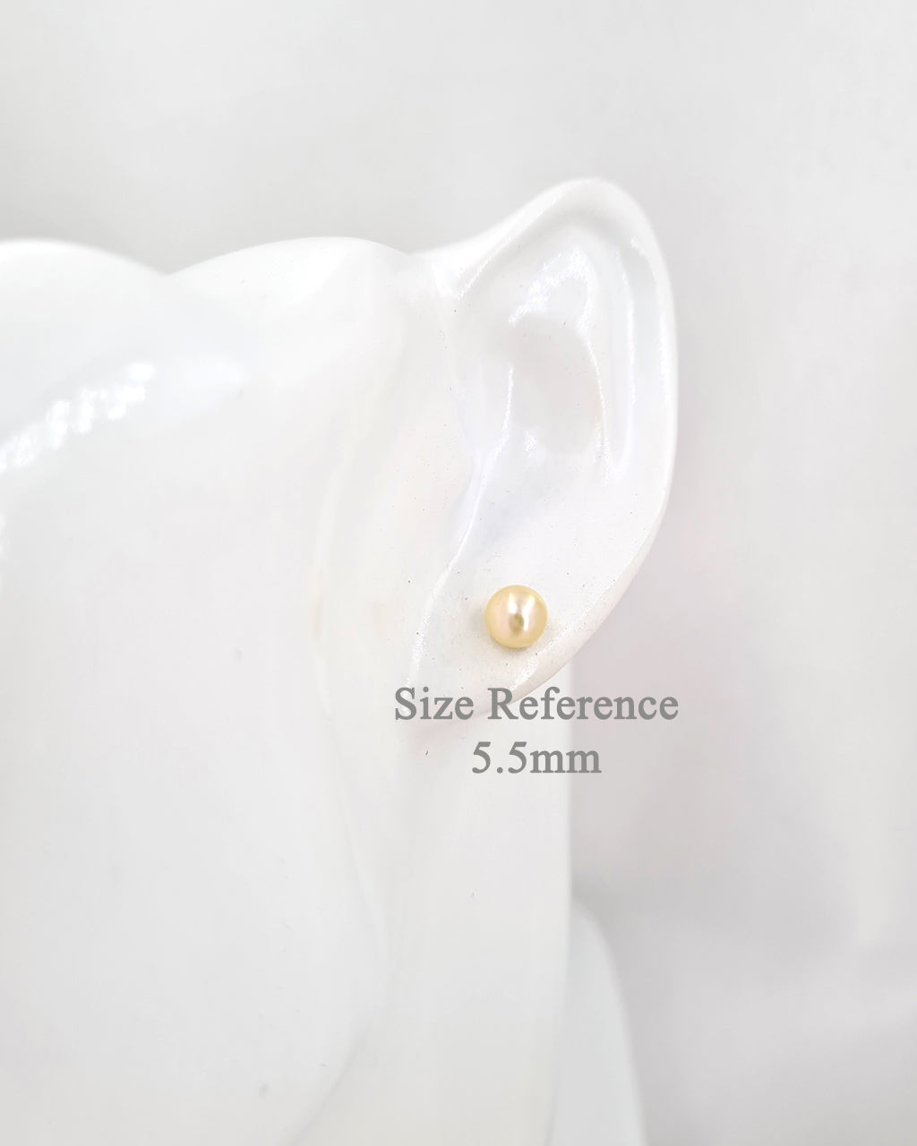 Queen Gold Akoya Sea Pearls 18K Gold Stud Earrings - 5.5mm to 6mm