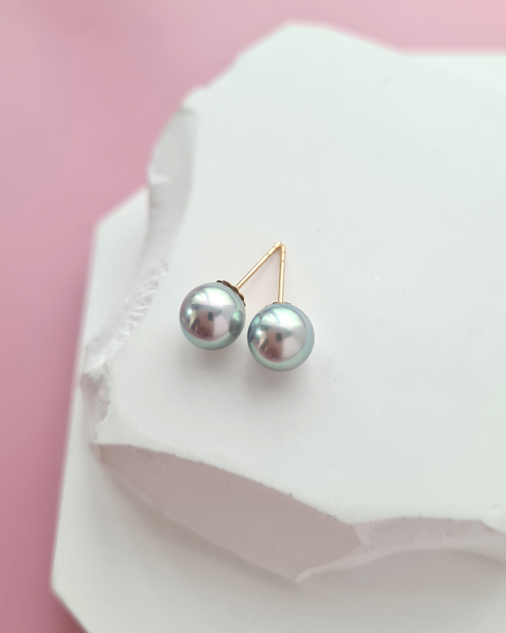 7.1mm Silver Blue Akoya Pearl Stud Earrings | 18K Yellow Gold