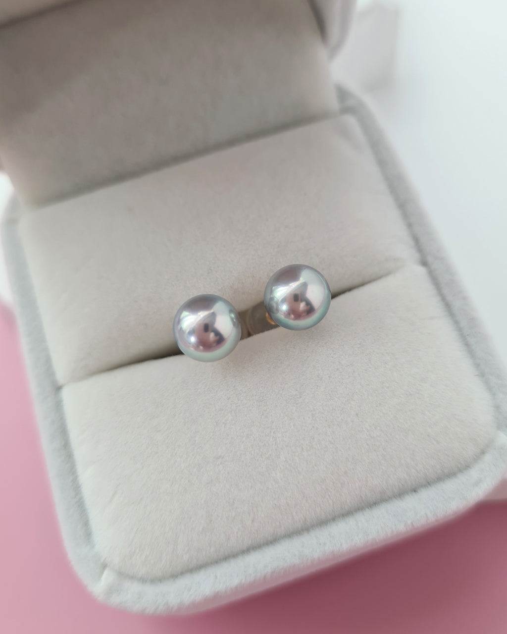7.1mm Silver Blue Akoya Pearl Stud Earrings | 18K Yellow Gold