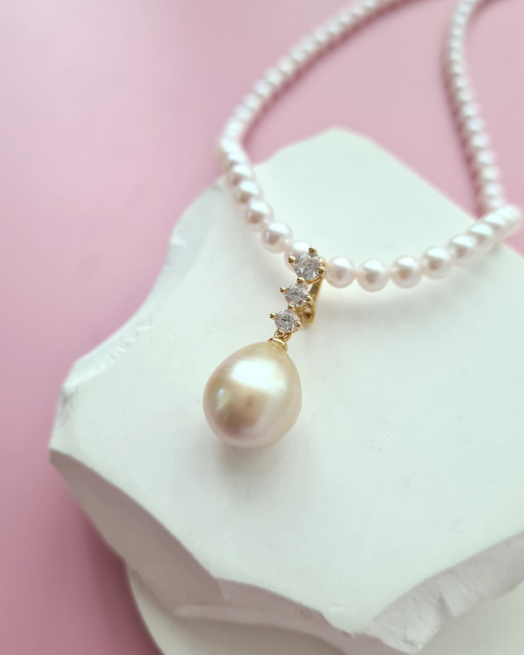 Gold South Sea Pearl Pendant Necklace, Quiet Luxury Pearl Jewelry in Singapore