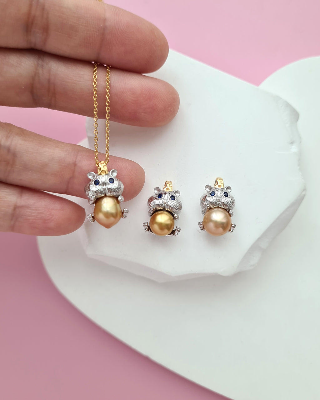 South Sea Pearl Hamster Pendant Necklace, Handmade Pearl Jewelry in Singapore