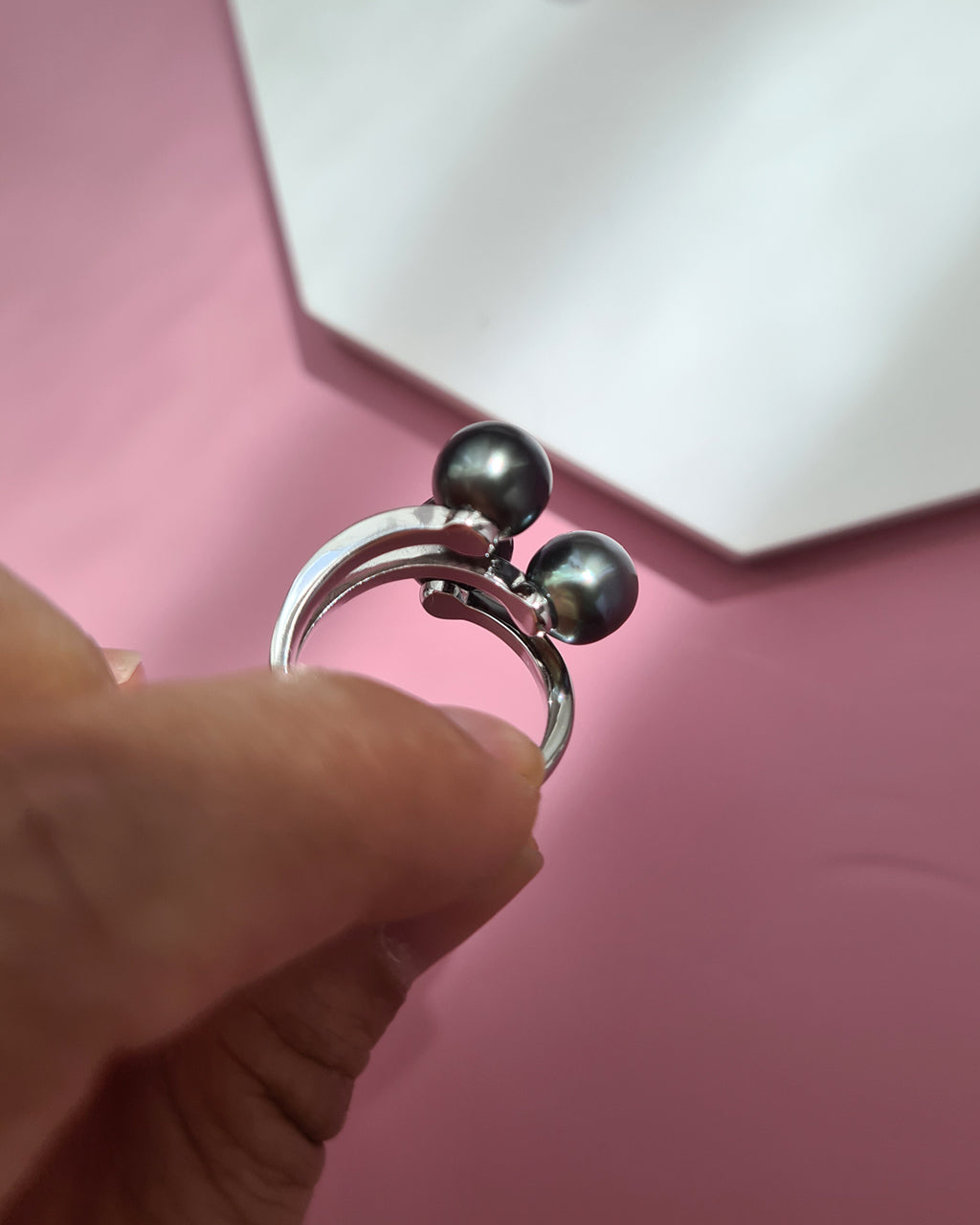Tahitian Pearl Trio Ring, Modern Pearl Jewelry, Unisex