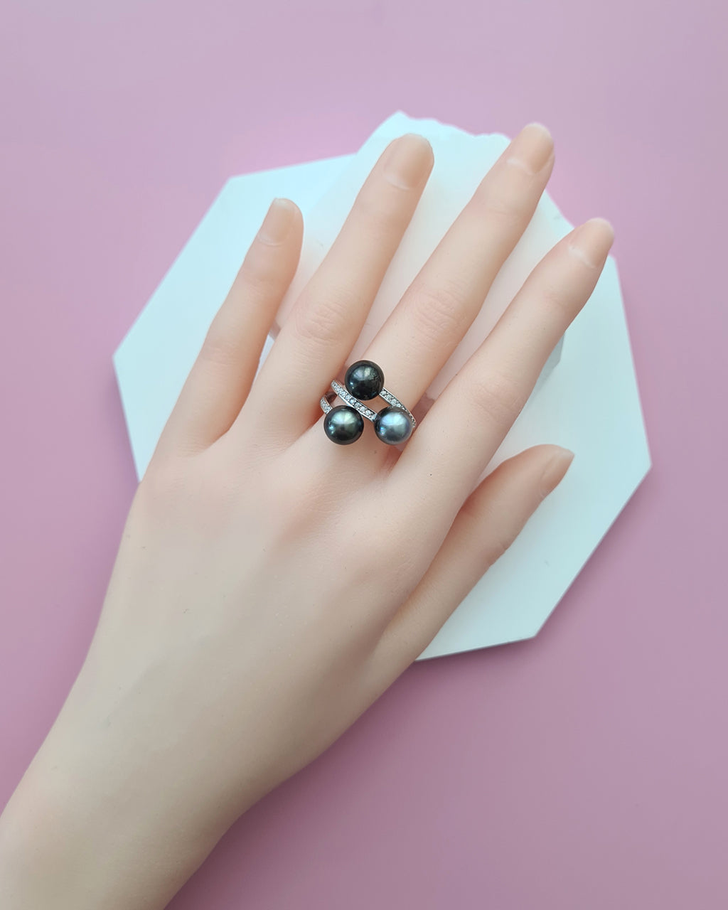 Tahitian Pearl Trio Ring, Modern Pearl Jewelry, Unisex