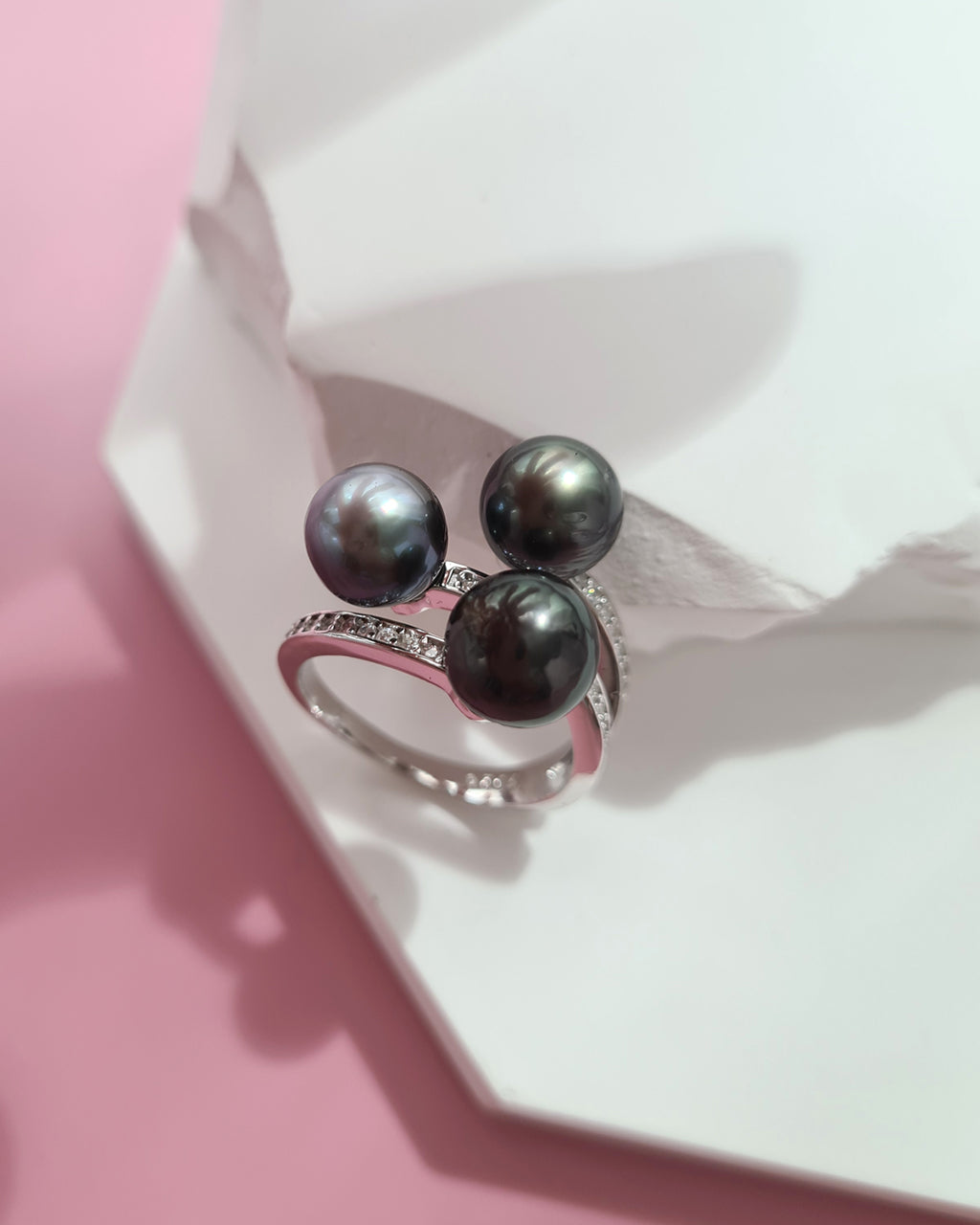 Tahitian Pearl Trio Ring, Modern Pearl Jewelry, Unisex
