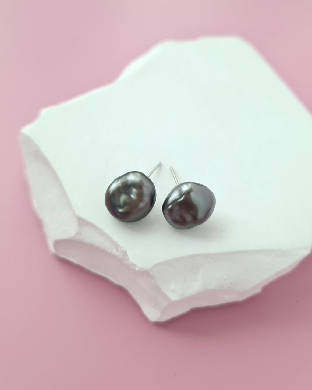 Dark Platinum Grey Tahitian Keshi Pearl Stud Earrings - 18k White Gold Pearl Jewelry Singapore