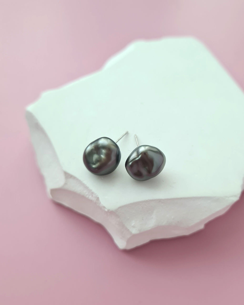 Dark Platinum Grey Tahitian Keshi Pearl Stud Earrings - 18k White Gold Pearl Jewelry Singapore