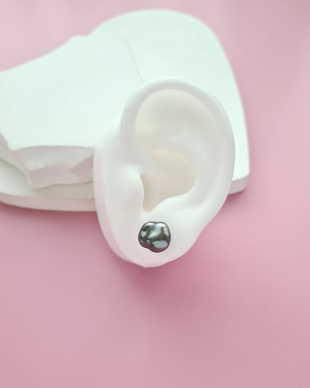 Dark Platinum Grey Tahitian Keshi Pearl Stud Earrings - 18k White Gold Pearl Jewelry Singapore
