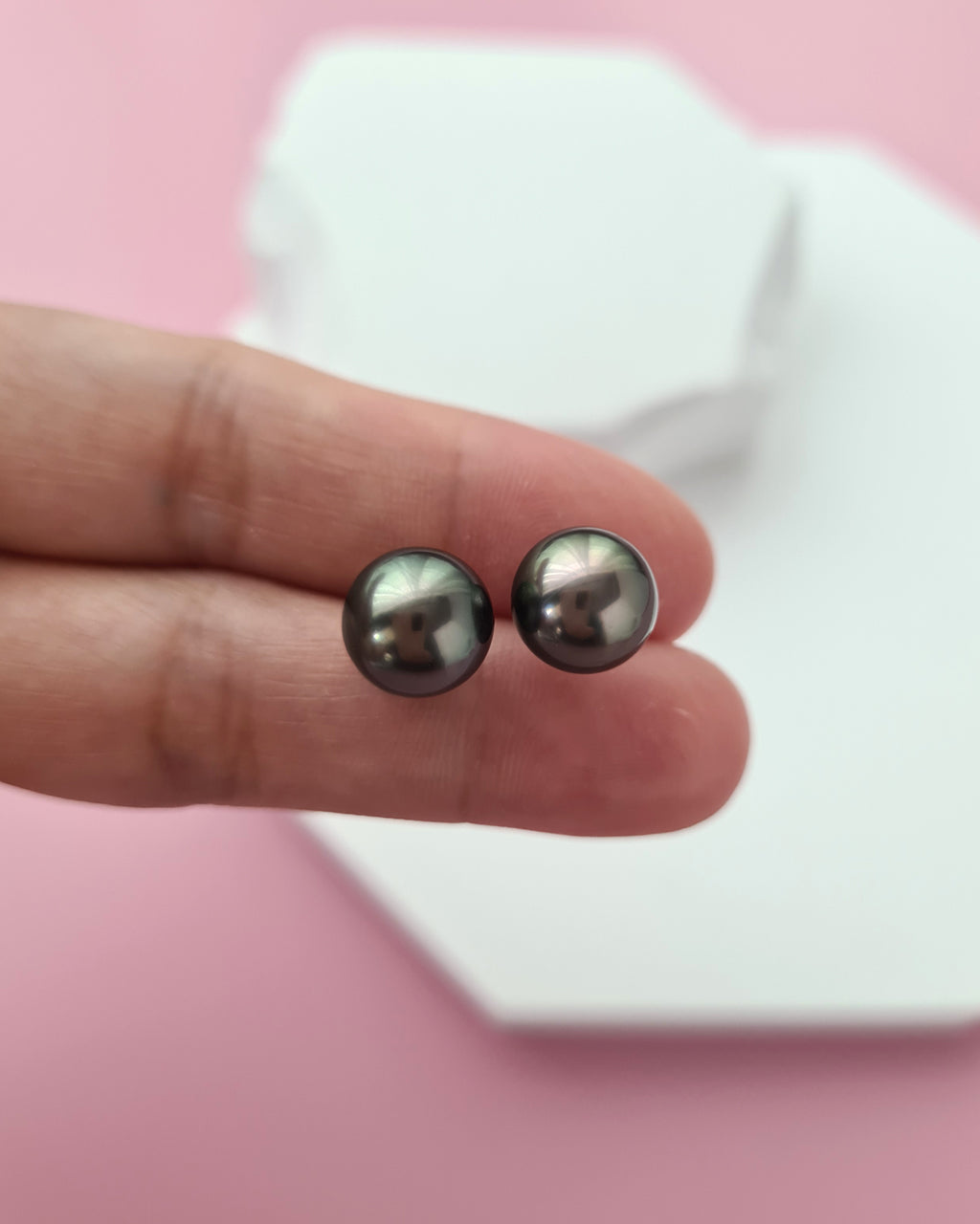 Tahitian Pearl 18K Gold Stud Earrings - 9mm+