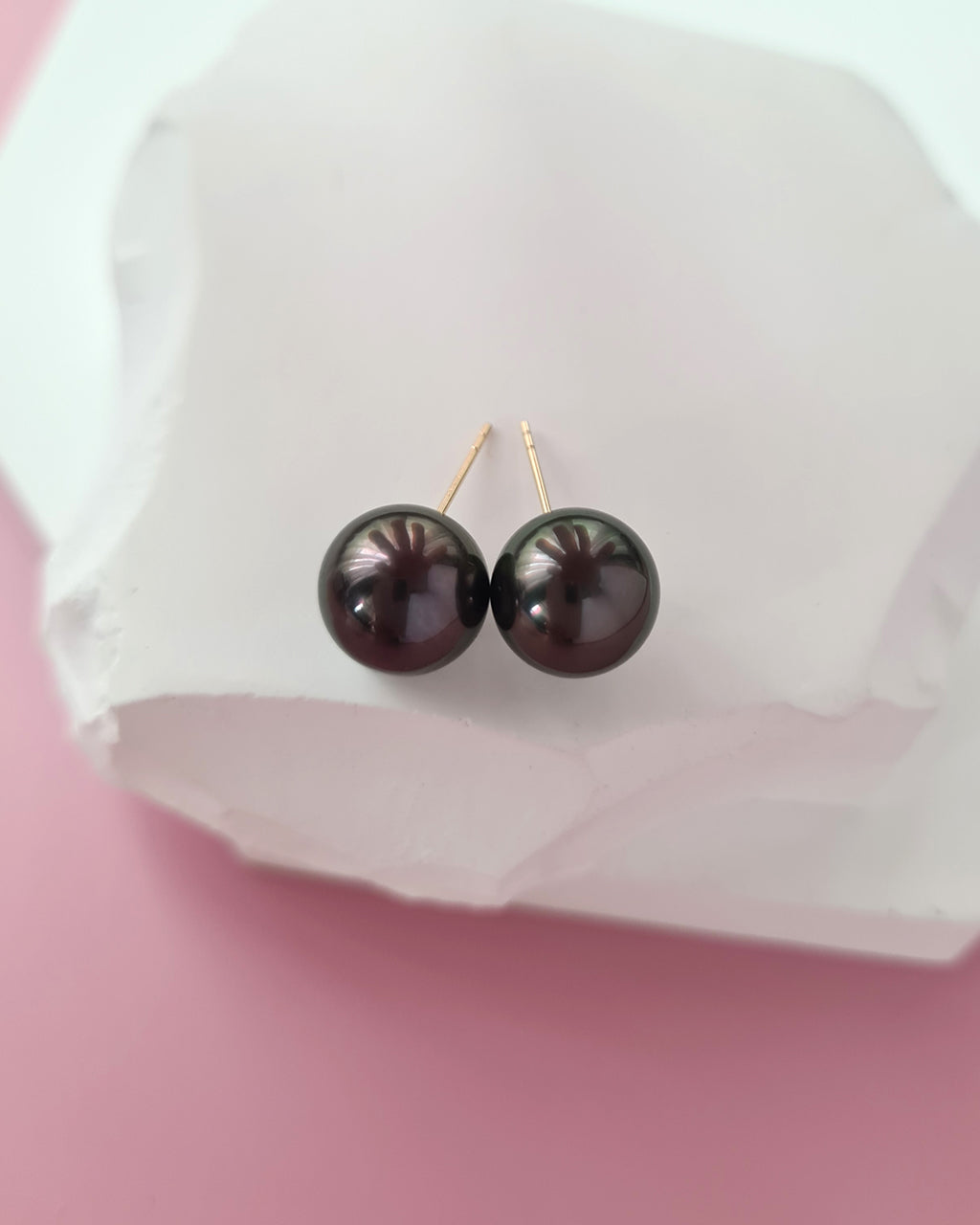 Tahitian Pearl 18K Gold Stud Earrings - 9.8mm+