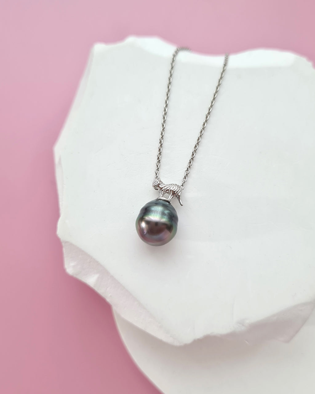 Tahitian Pearl Cat Pendant Necklace, Handmade Modern Pearl Jewelry in Singapore