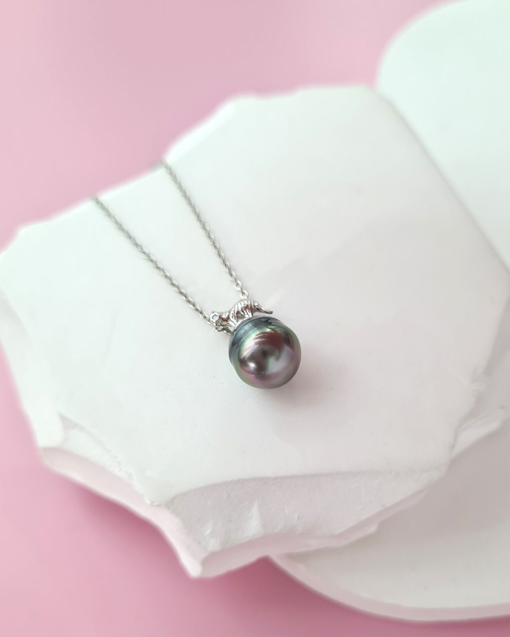 Tahitian Pearl Cat Pendant Necklace, Handmade Modern Pearl Jewelry in Singapore