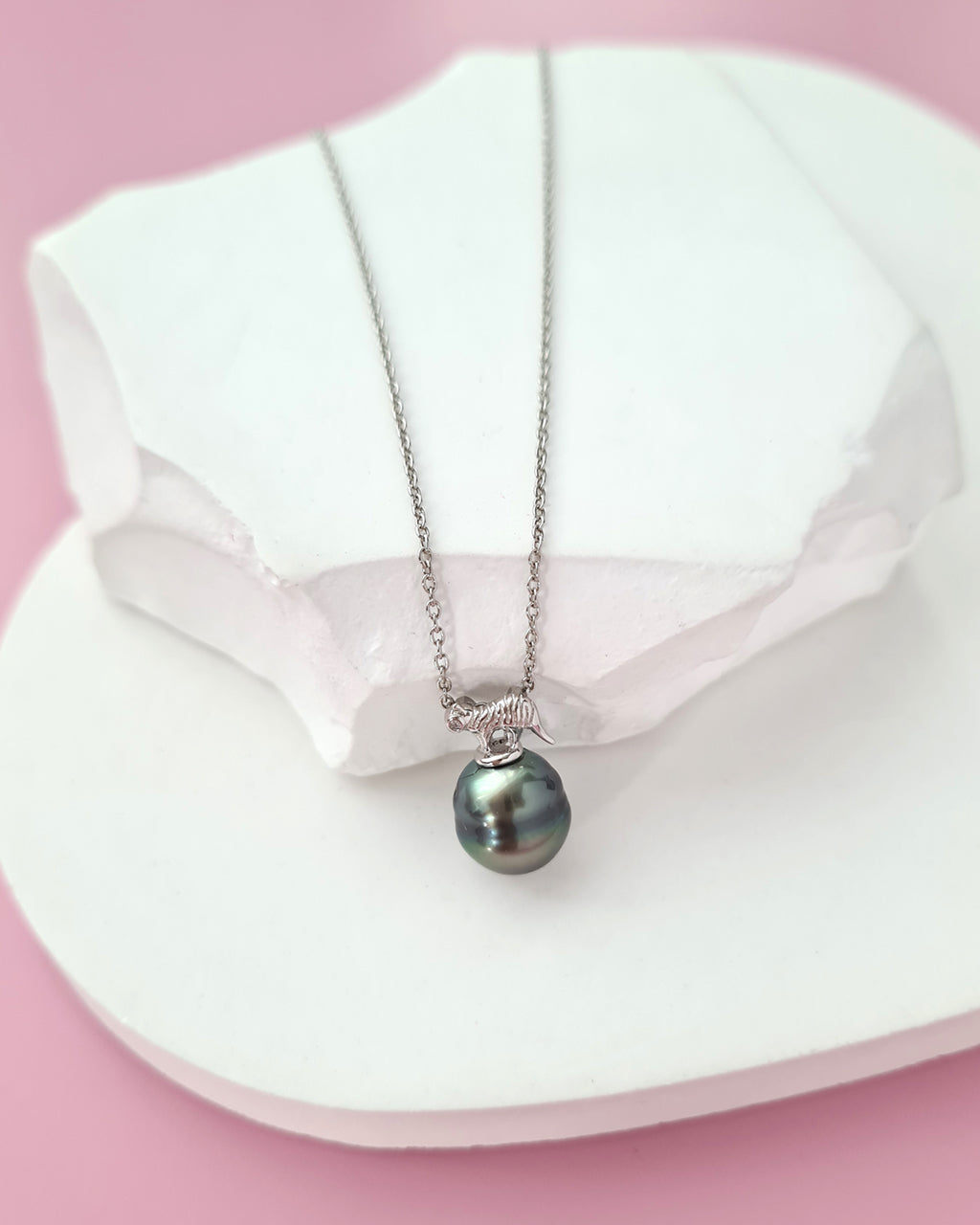 Tahitian Pearl Cat Pendant Necklace, Handmade Modern Pearl Jewelry in Singapore