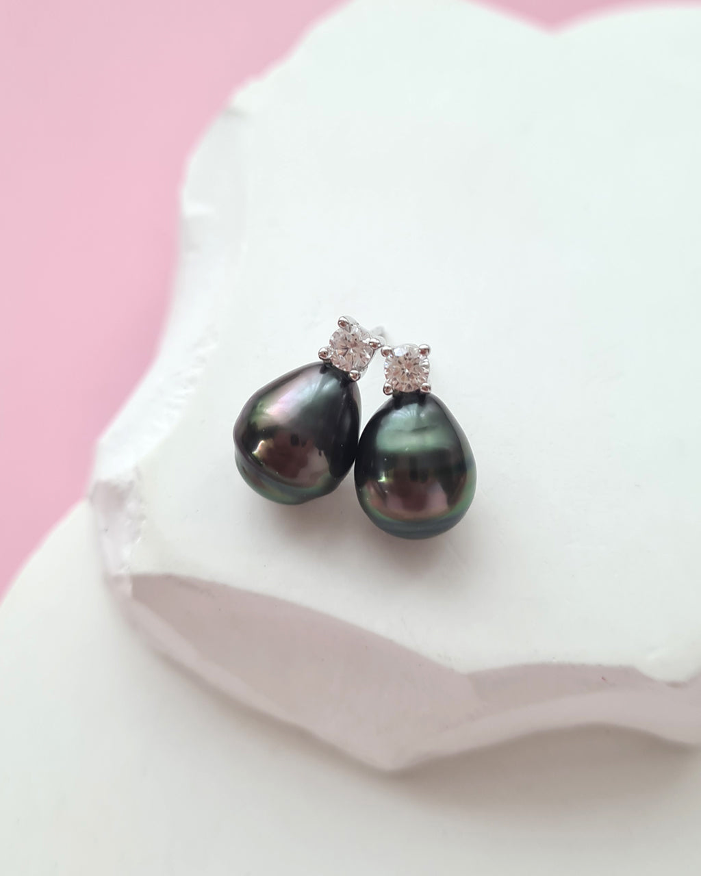 Tahitian Pearl Earrings - Classic Pearl Jewelry in Singapore