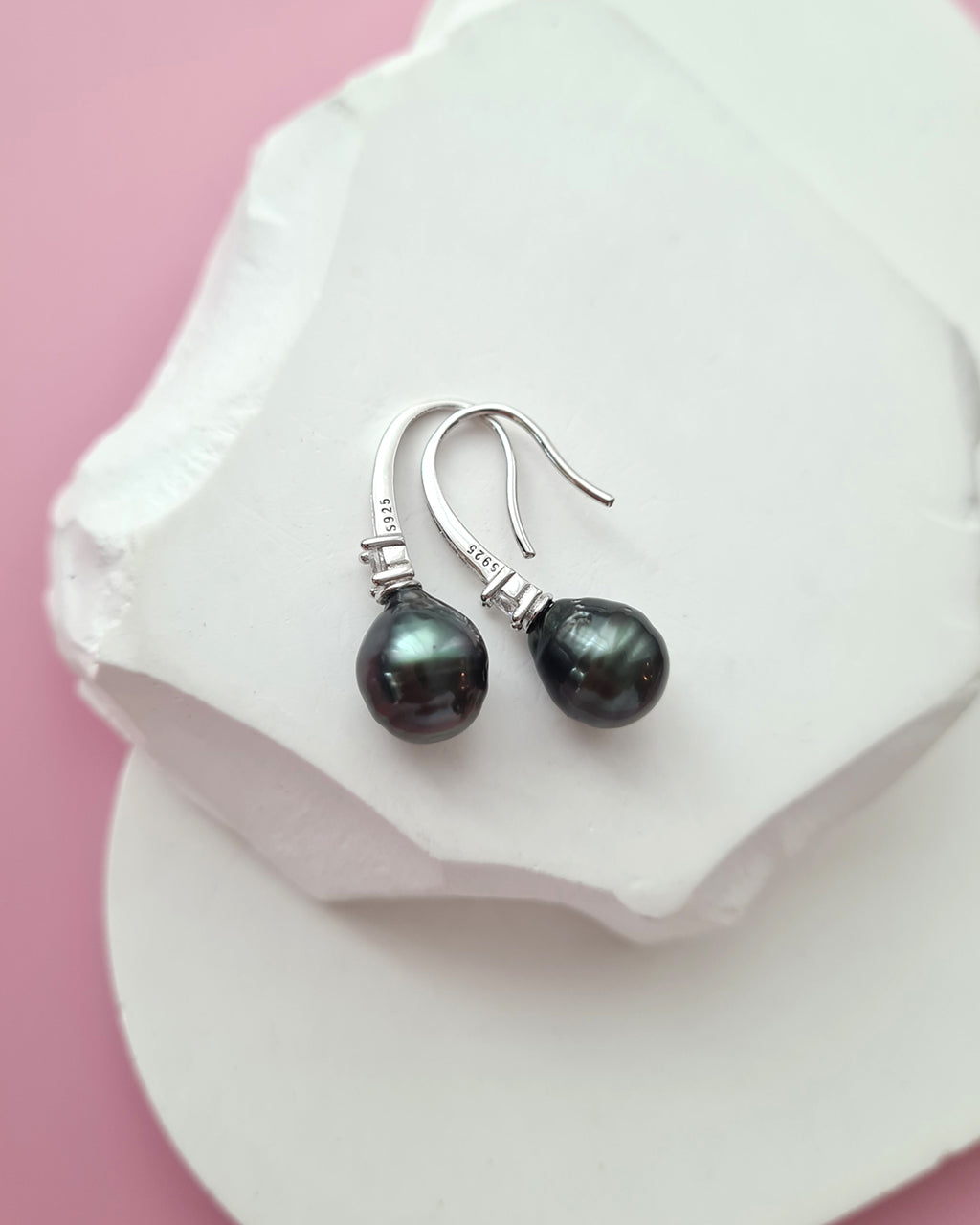 Tahitian Pearl Earrings - Simple and Refined