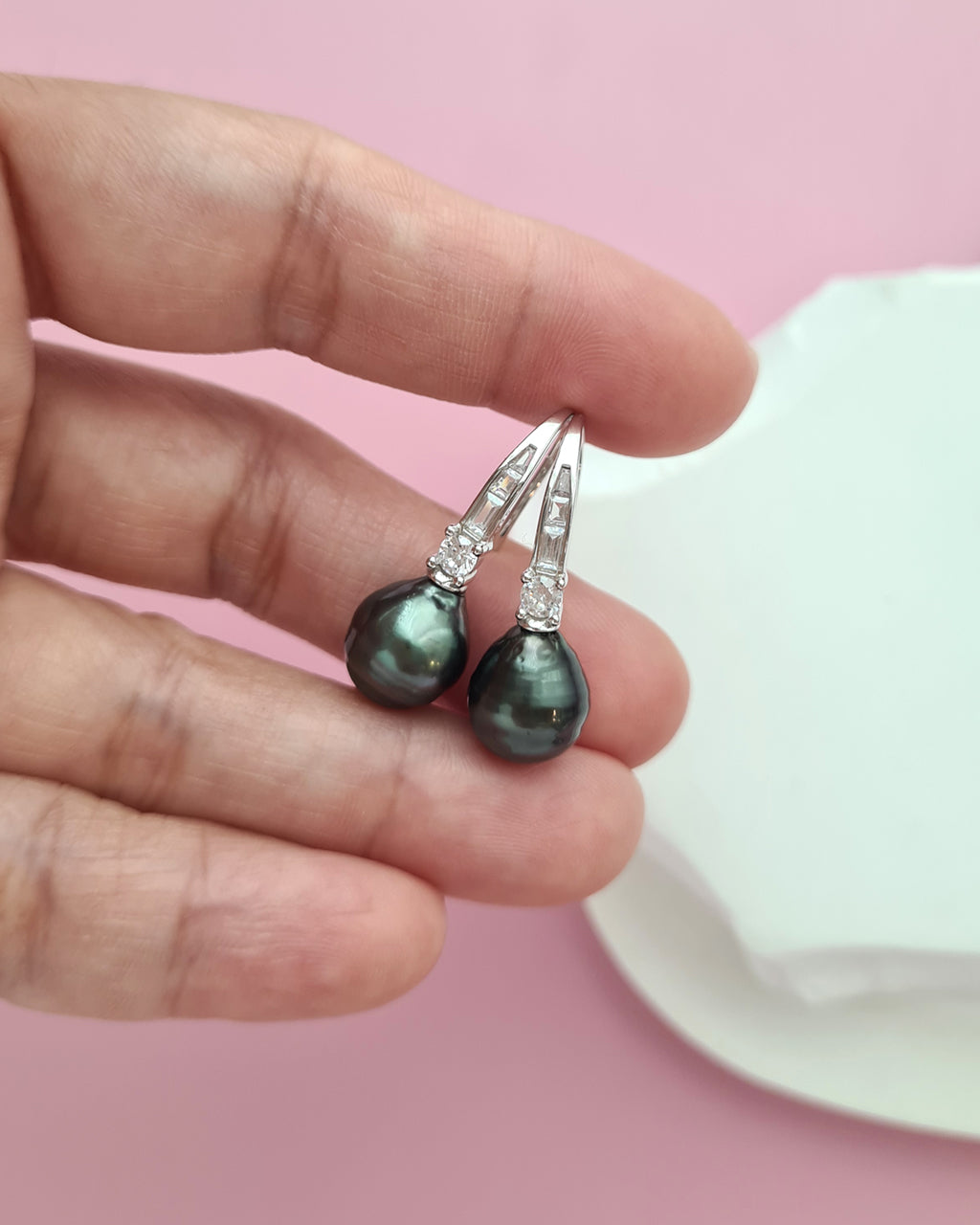 Tahitian Pearl Earrings - Simple and Refined