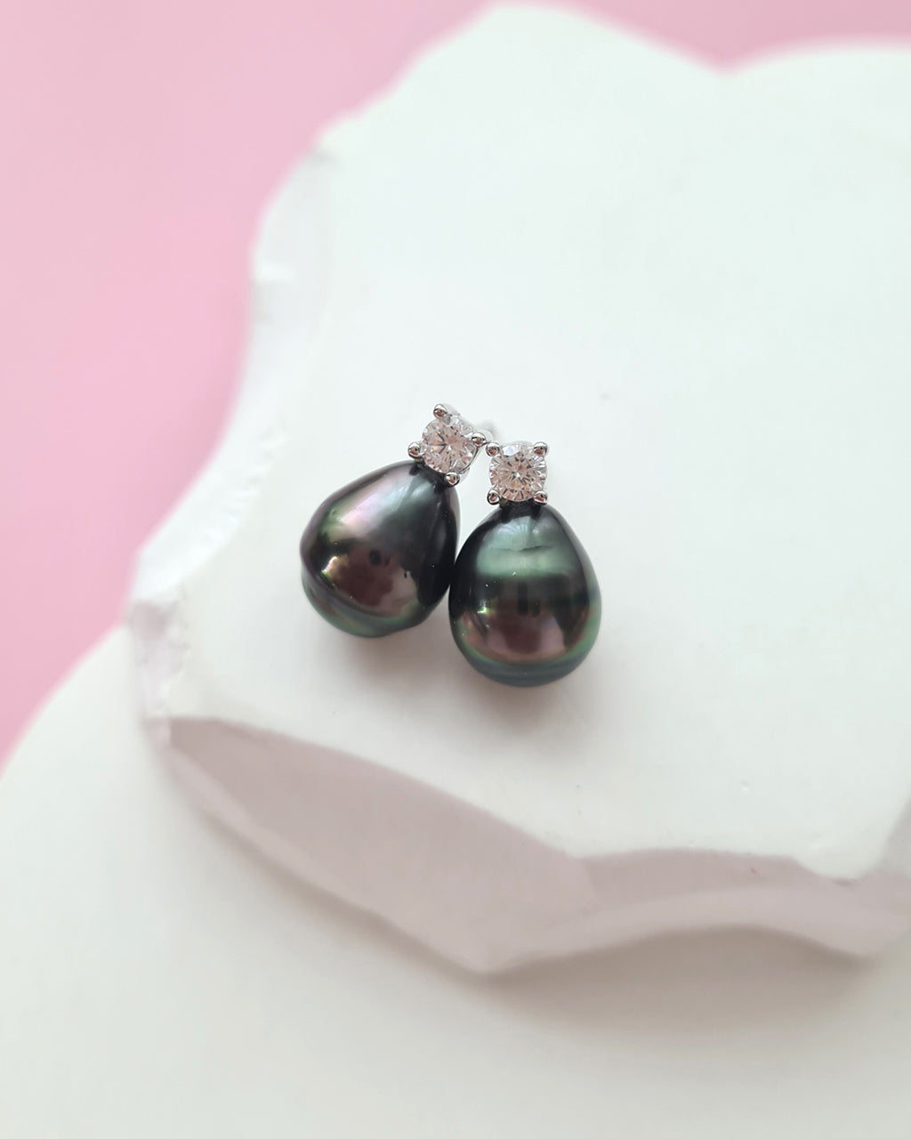 Tahitian Pearl Earrings - Classic Pearl Jewelry in Singapore