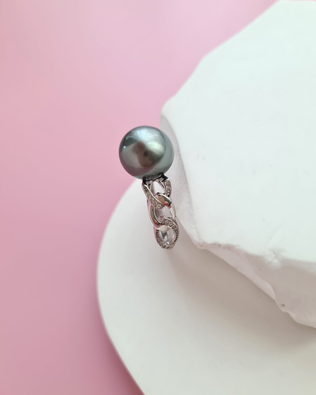 Tahitian Pearl Ring, Modern Pearl Jewelry in Singapore