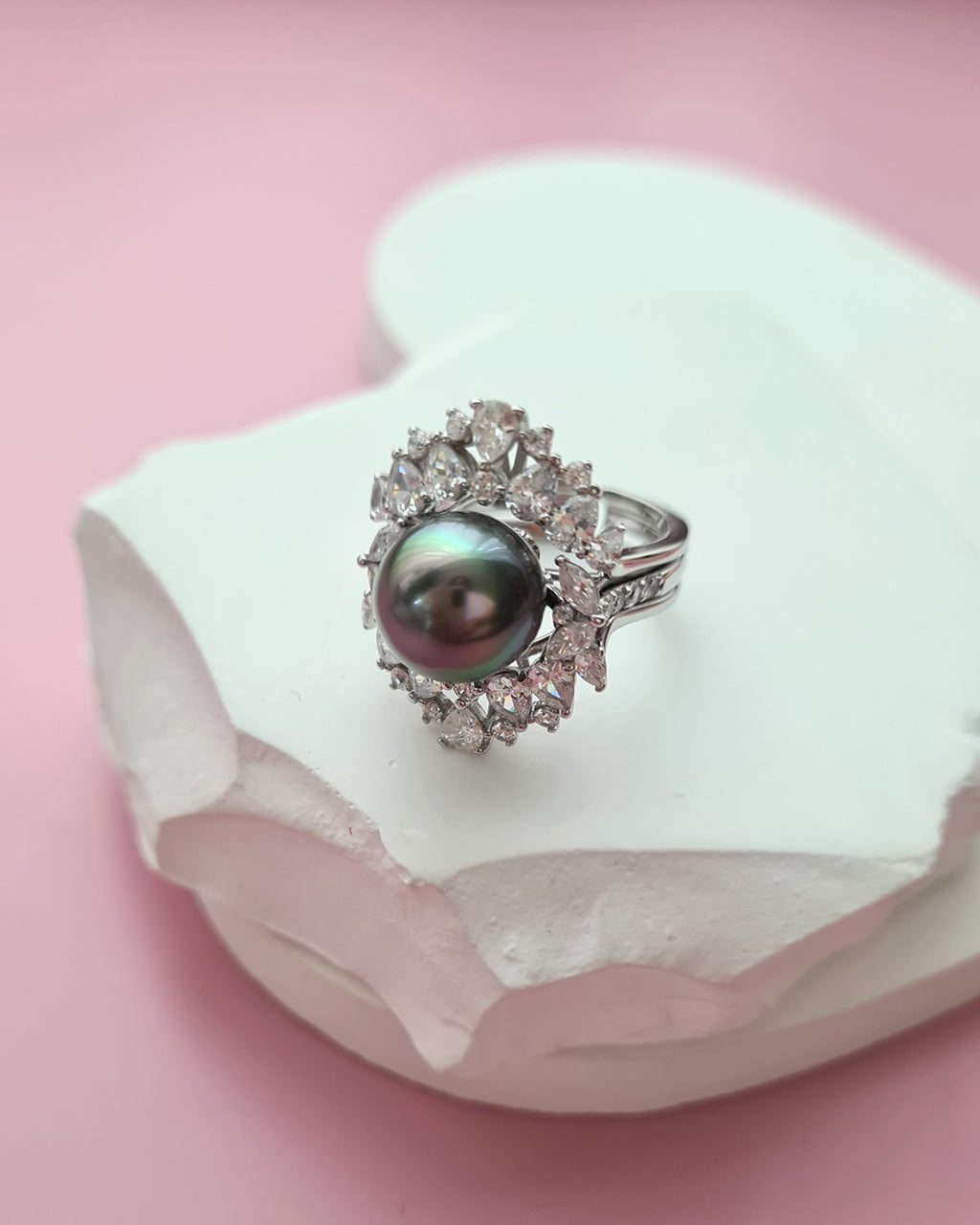 10.7mm Tahitian Pearl Ring - Royal Two Ways with Ring Jacket