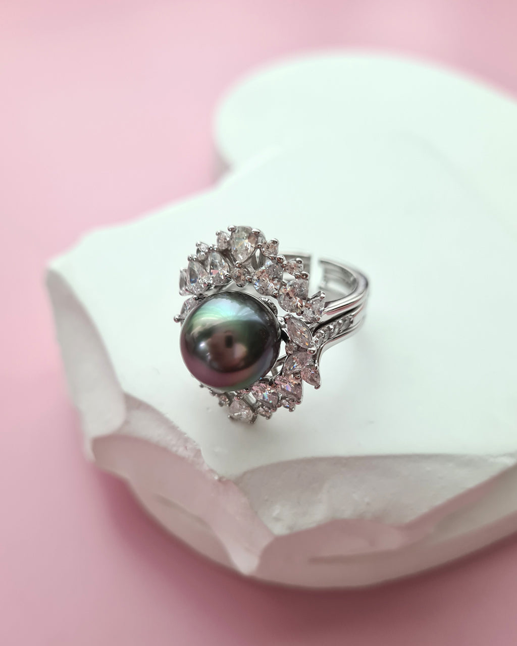 10.7mm Tahitian Pearl Ring - Royal Two Ways with Ring Jacket