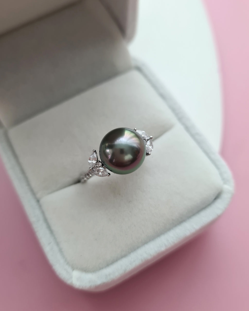 10.7mm Tahitian Pearl Ring - Royal Two Ways with Ring Jacket