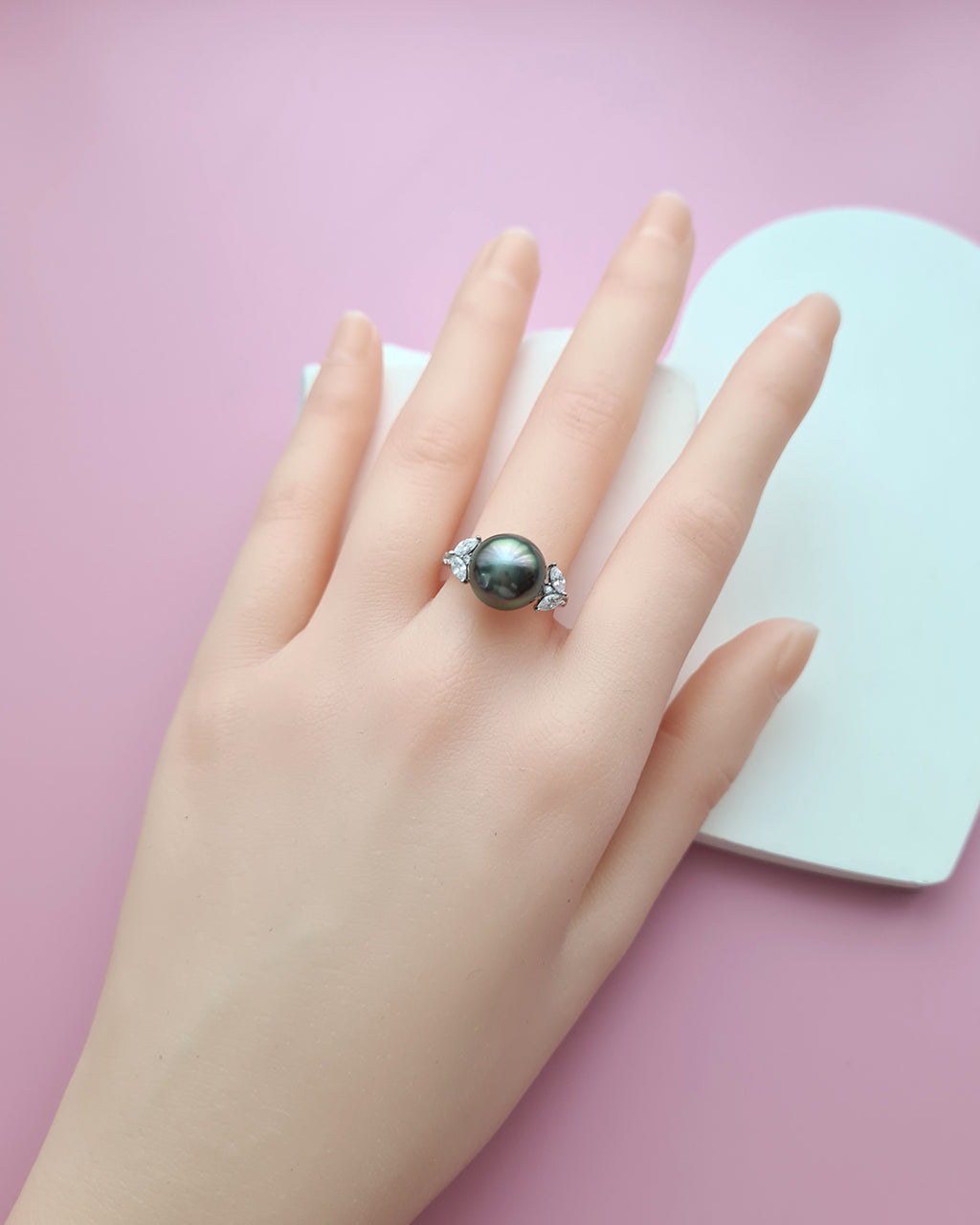 10.7mm Tahitian Pearl Ring - Royal Two Ways with Ring Jacket