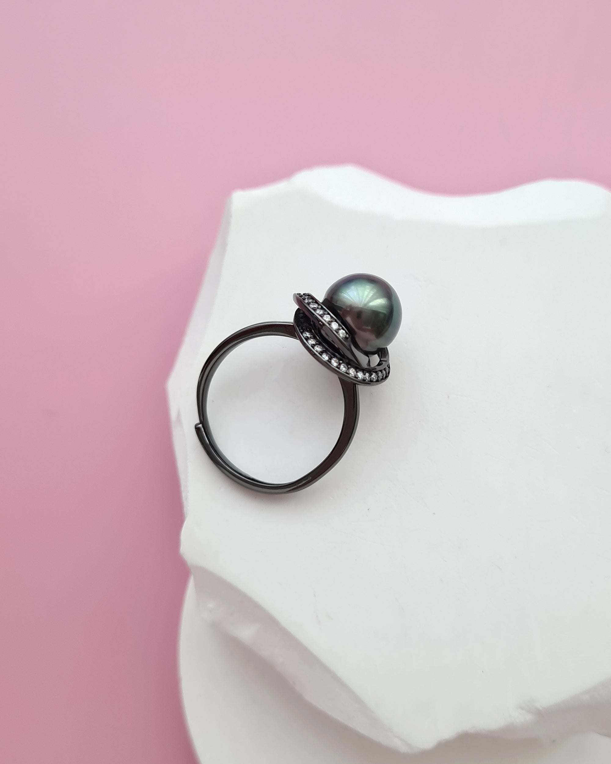 Tahitian Pearl Ring - in black, Modern Pearl Jewelry in Singapore