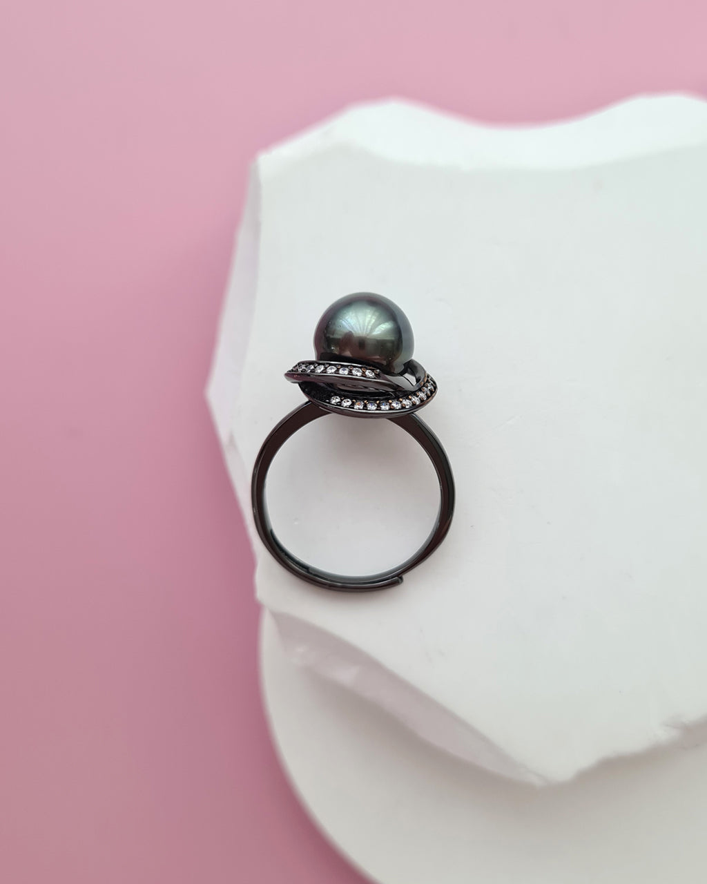 Tahitian Pearl Ring - in black, Modern Pearl Jewelry in Singapore