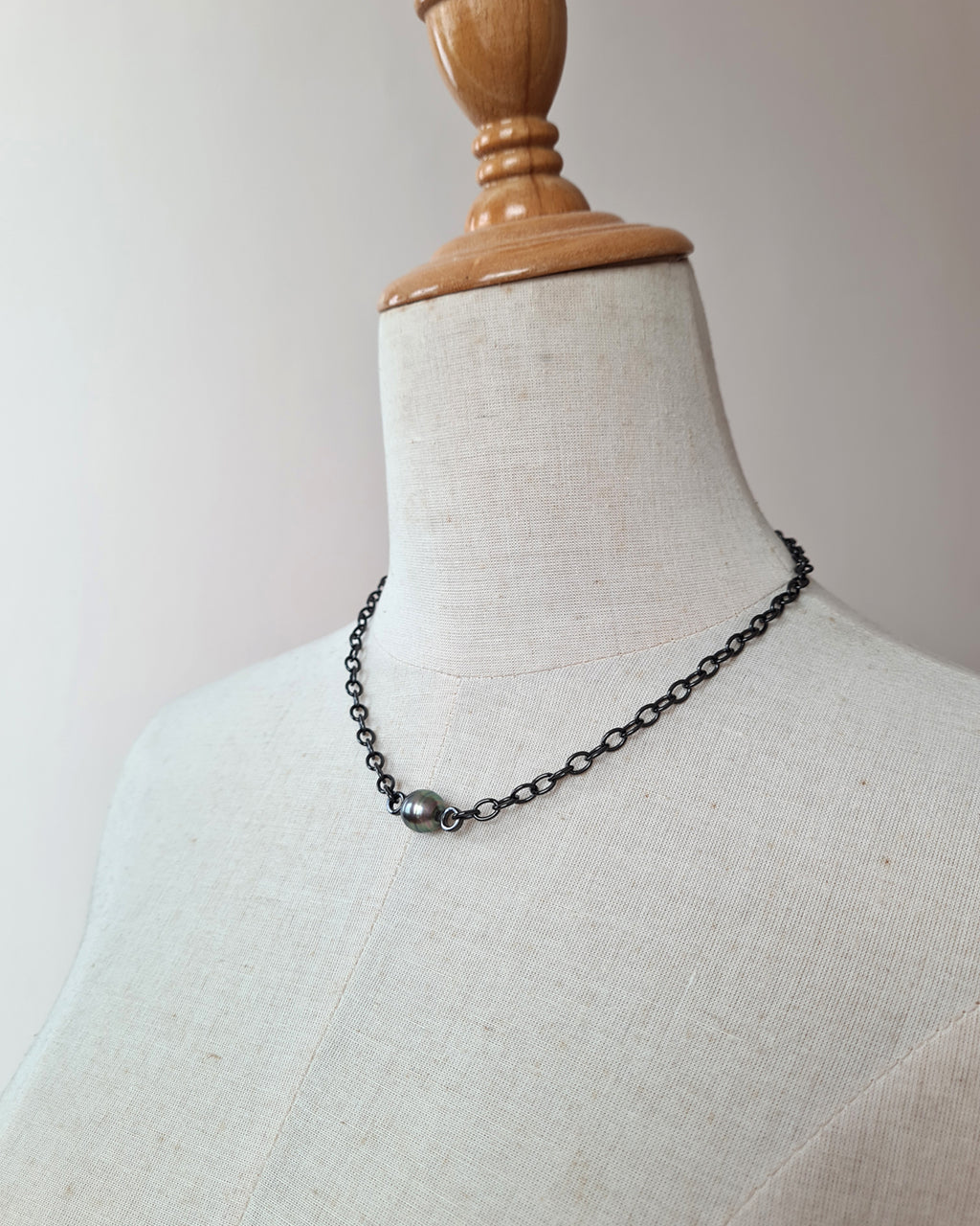 Tahitian Pearl Thick Chain Necklace - Black Pearl Jewelry in Singapore