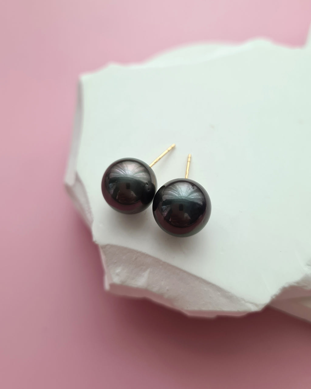 Tahitian Pearl 18K Gold Stud Earrings - 11mm Dark Green Black Pearl Jewelry in Singapore