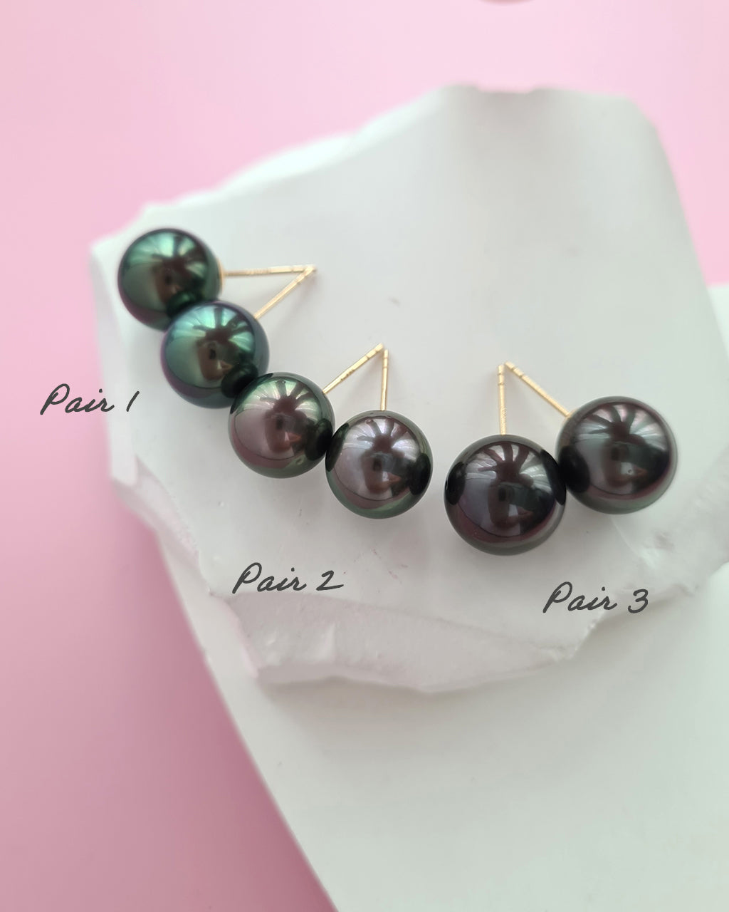 Tahitian Pearl 18K Gold Stud Earrings - 10mm, Green with Pink Sheen