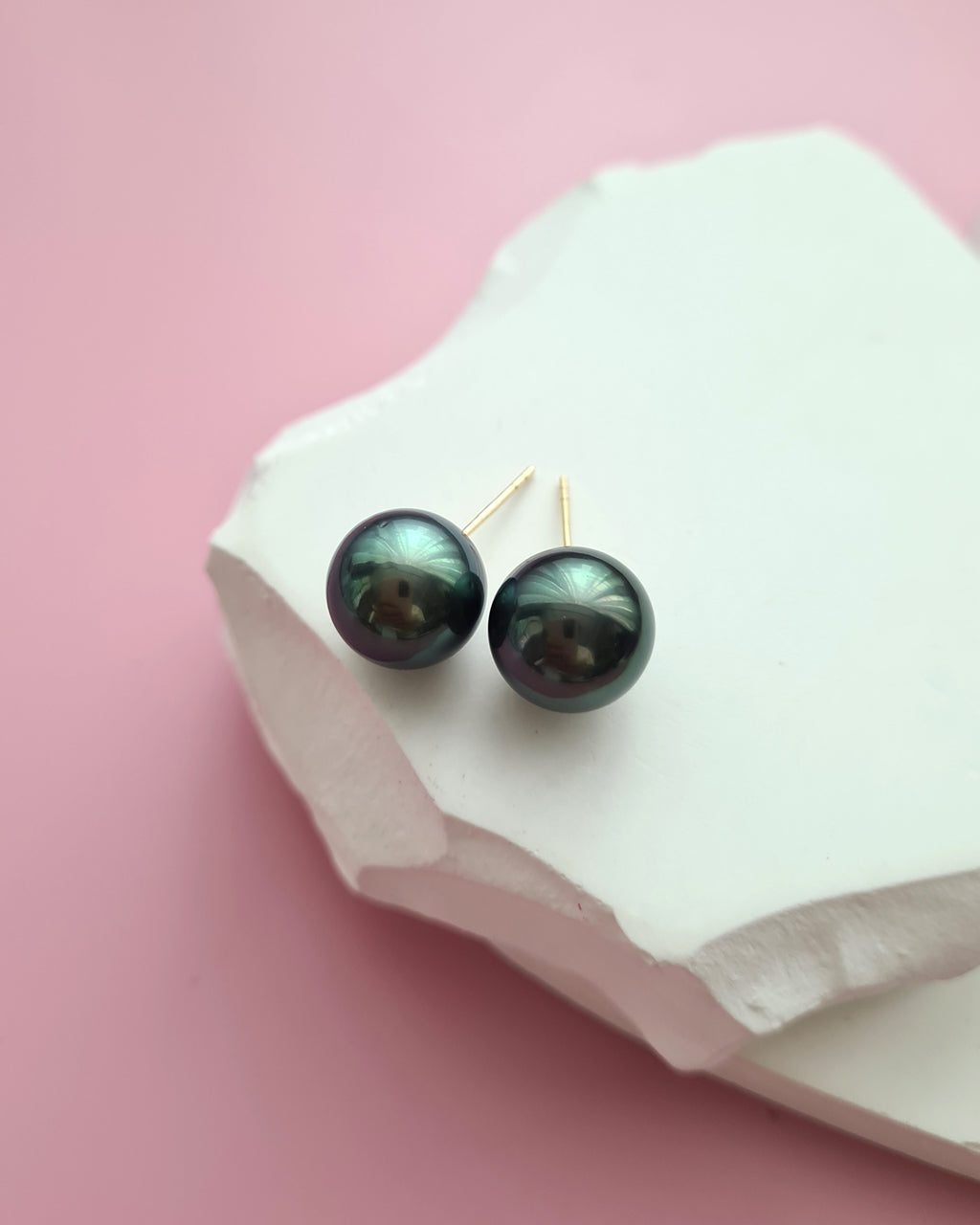 Green Tahitian Pearl 18K Gold Stud Earrings - 11mm Pearl Jewelry in Singapore