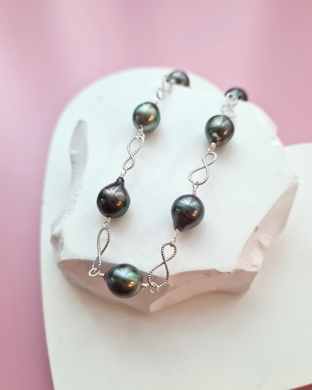 Tahitian Pearl Bracelet with Infinity Chain